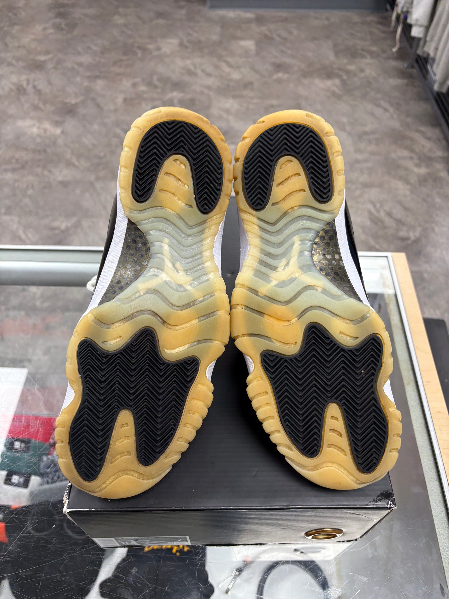 Jordan 11 Retro DMP Gratitude (2023)