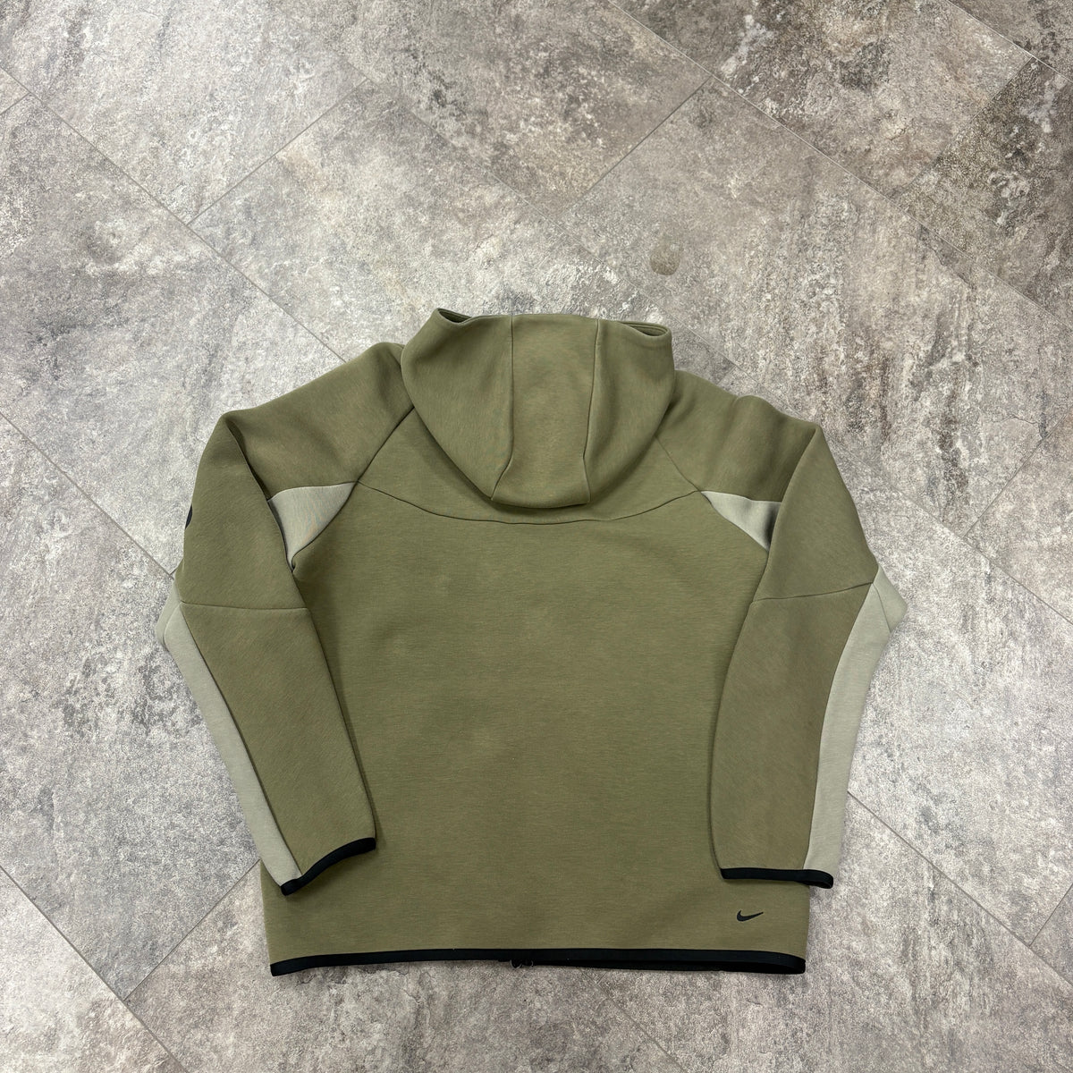 Nike Tech Jacket Olive