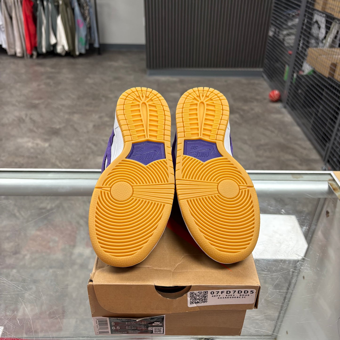 Nike SB Dunk Low Pro Orange Label Court Purple