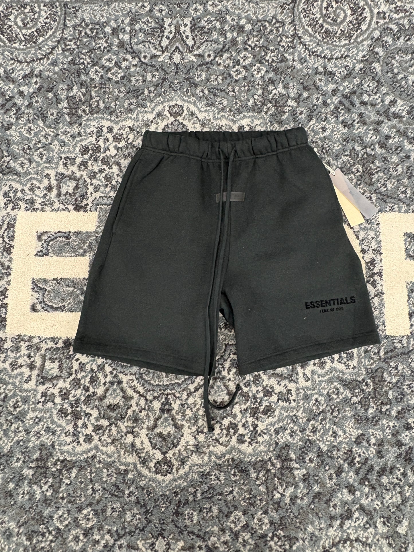 Essentials Shorts Limo