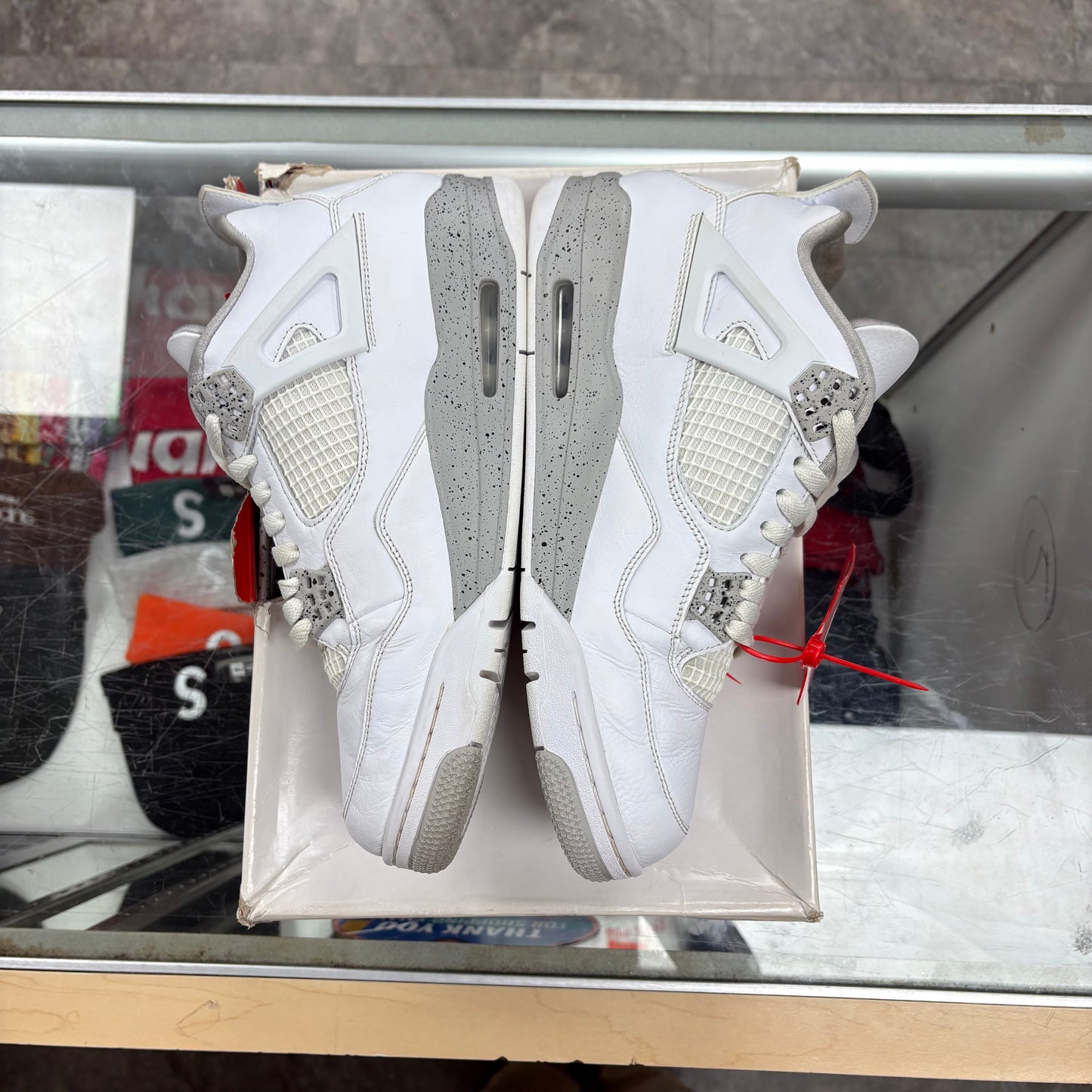 Jordan 4 Retro White Oreo (2021)