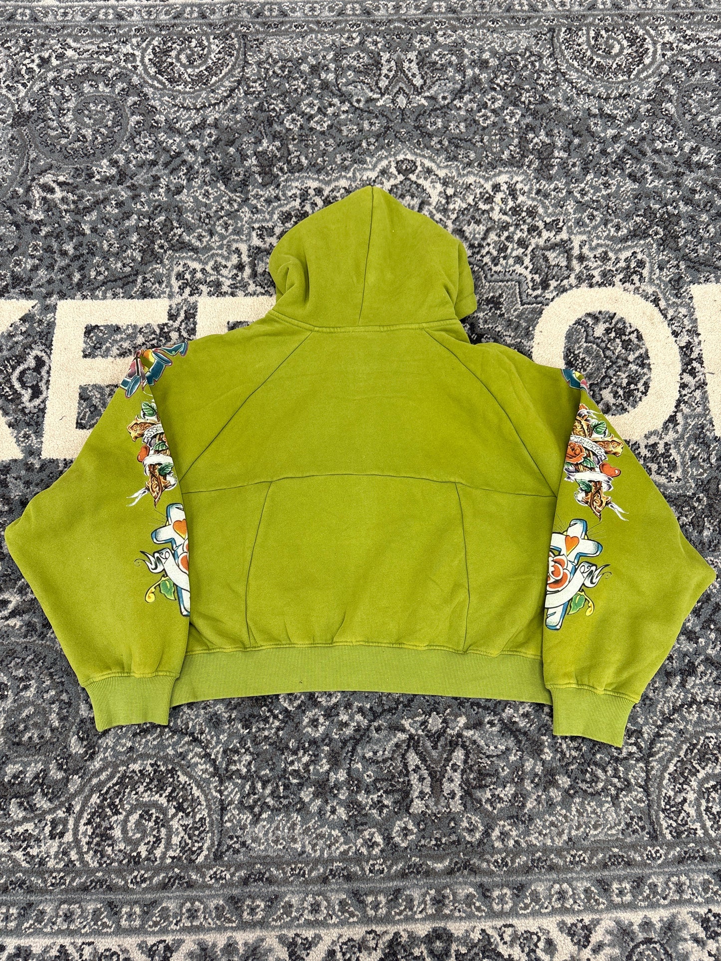 We Are Righteous He Risen Zip Up (Olive)