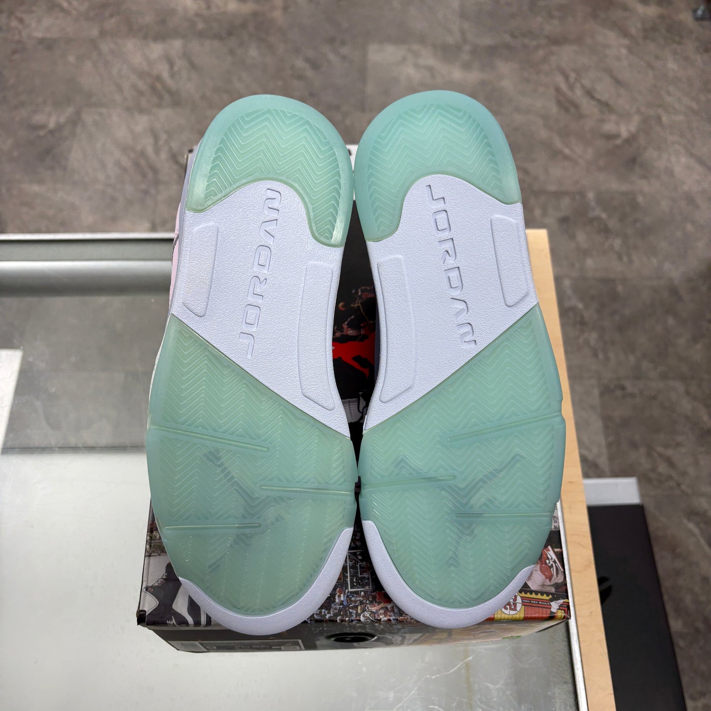 Jordan 5 Retro Easter (2022)
