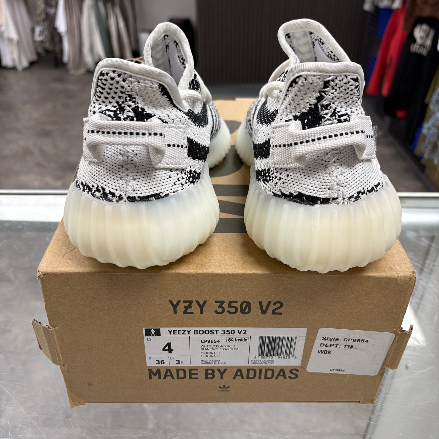 adidas Yeezy Boost 350 V2 Zebra