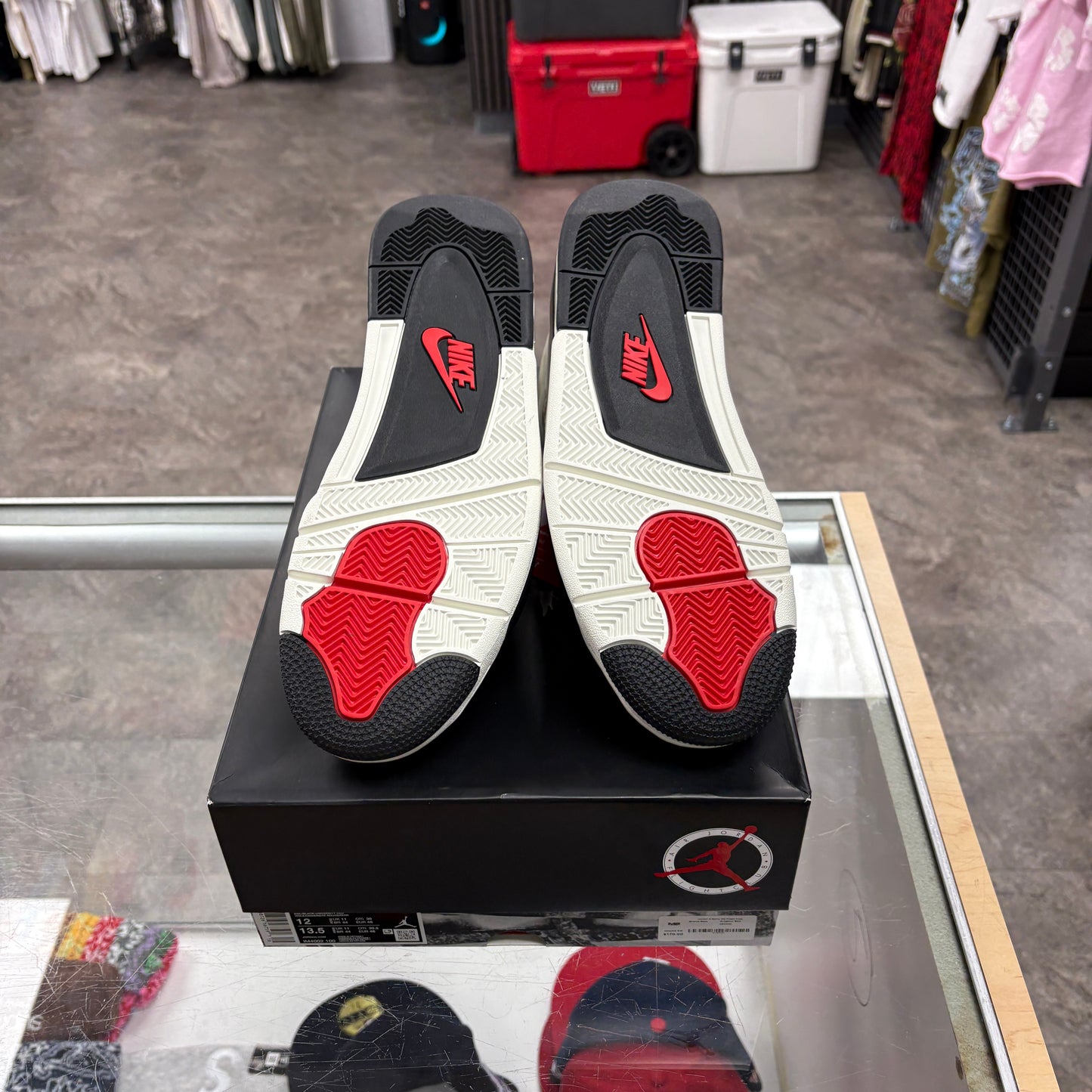 Jordan 4 Retro OG Flight Club