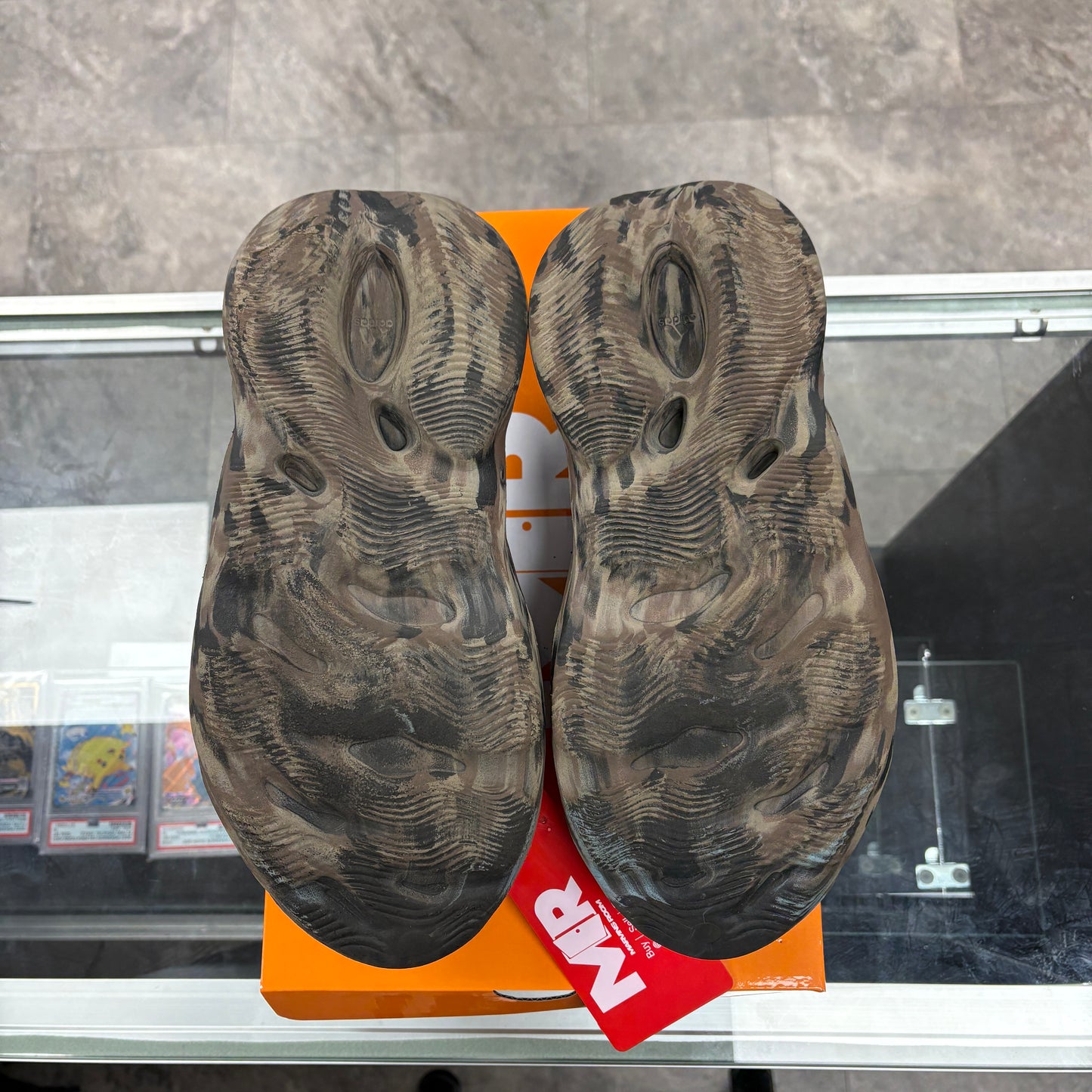 adidas Yeezy Foam RNR MX Cinder