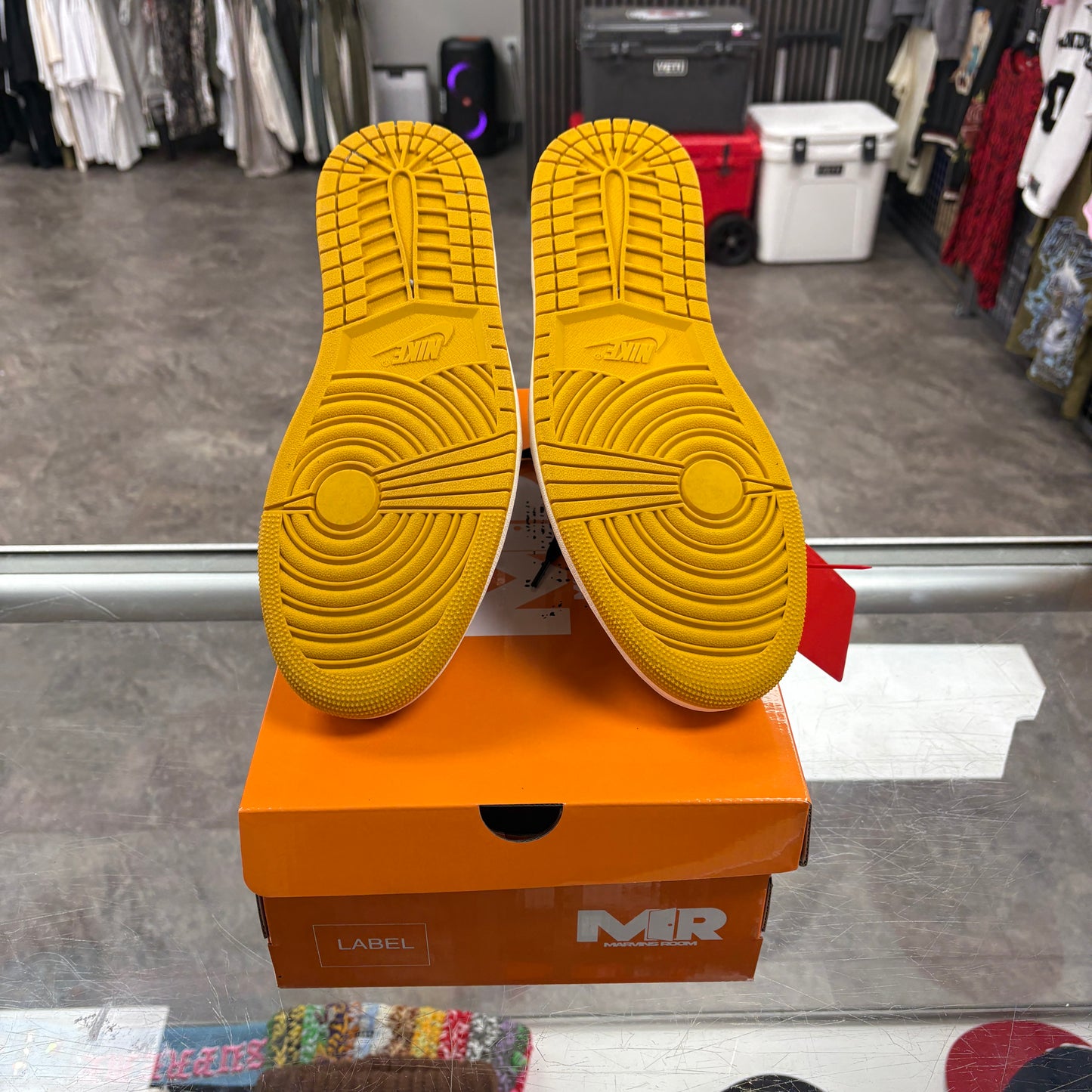 Jordan 1 Retro High OG Yellow Ochre