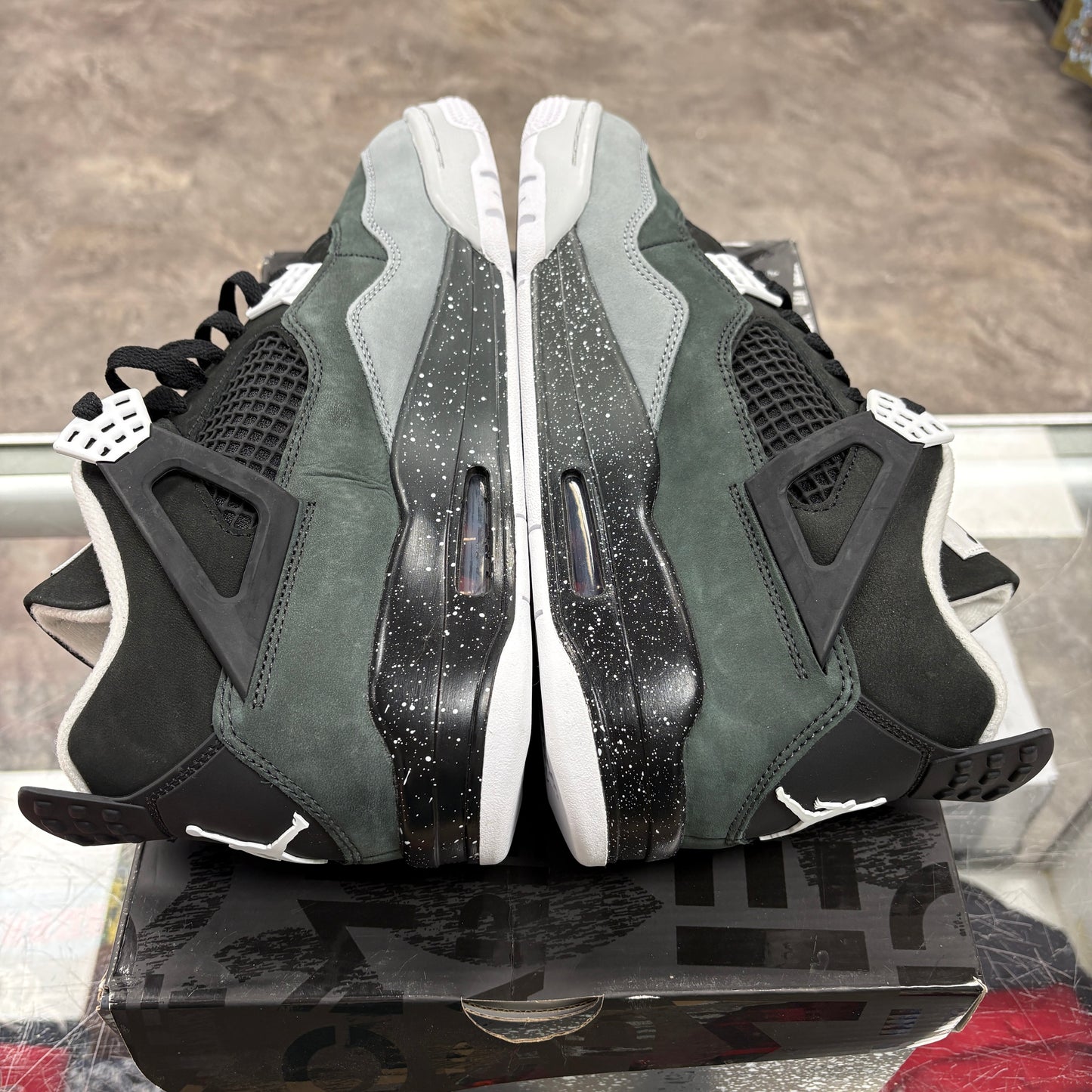 Jordan 4 Retro Fear (2024)