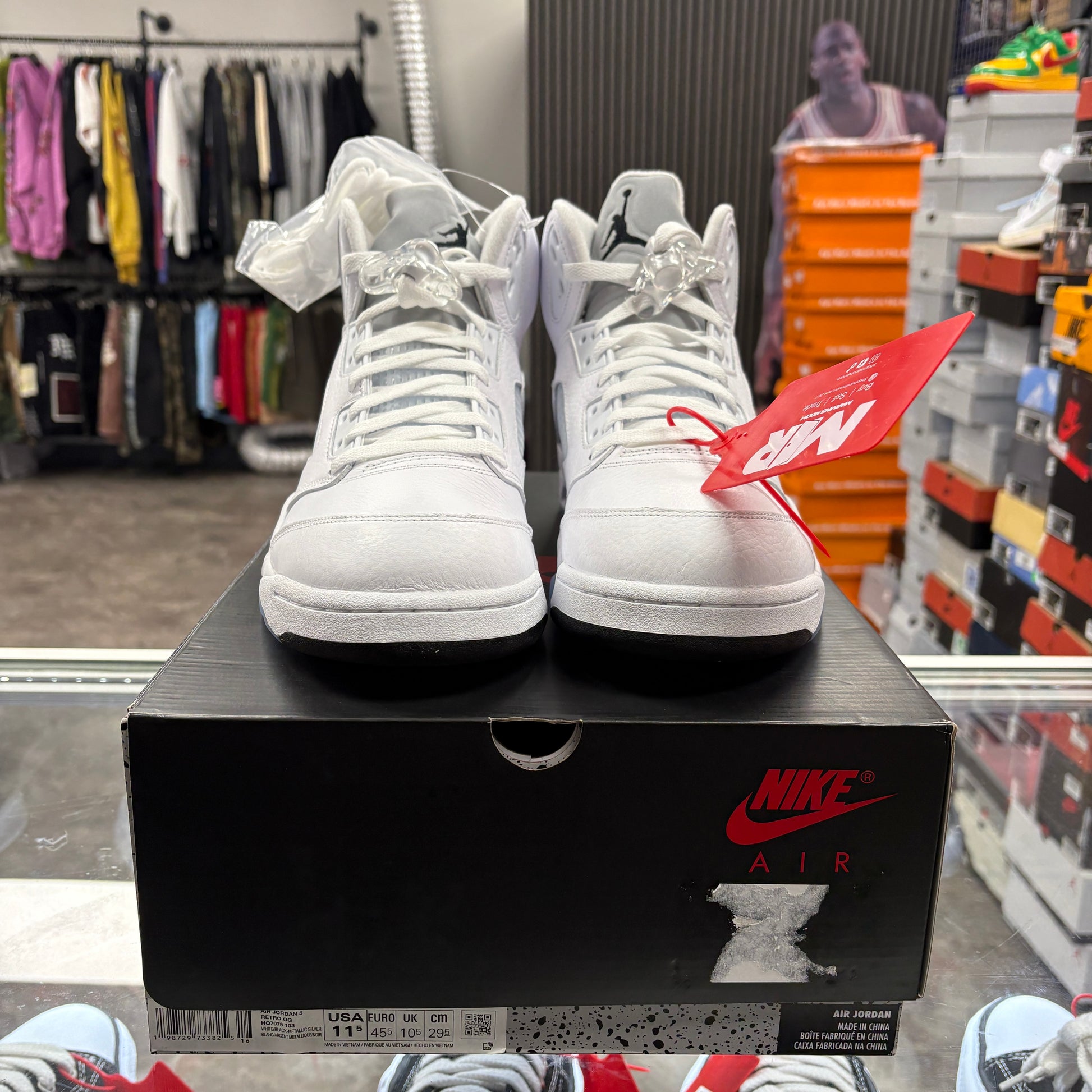 Jordan 5 Retro White Metallic (2026)