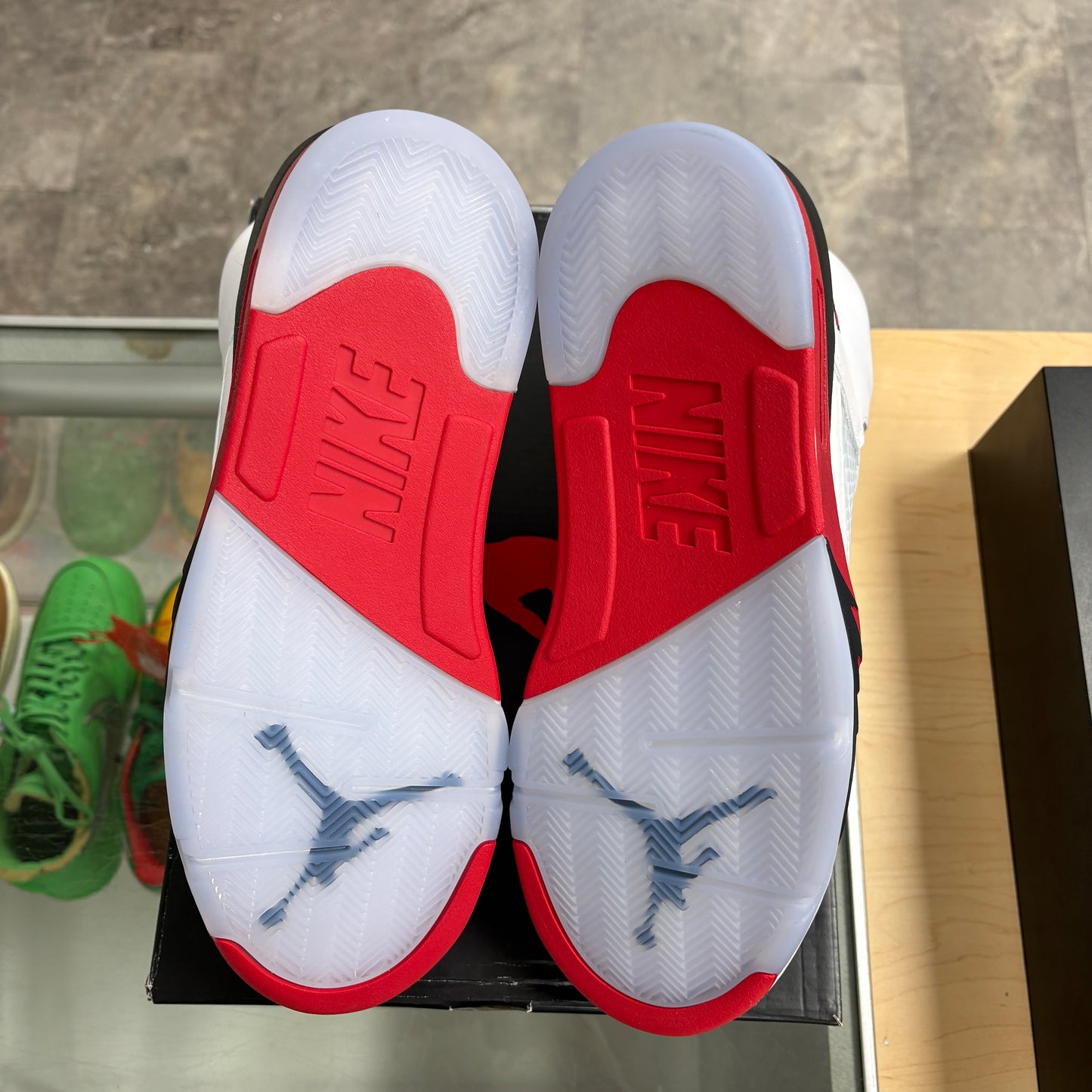 Jordan 5 Retro Fire Red Black Tongue (2025)