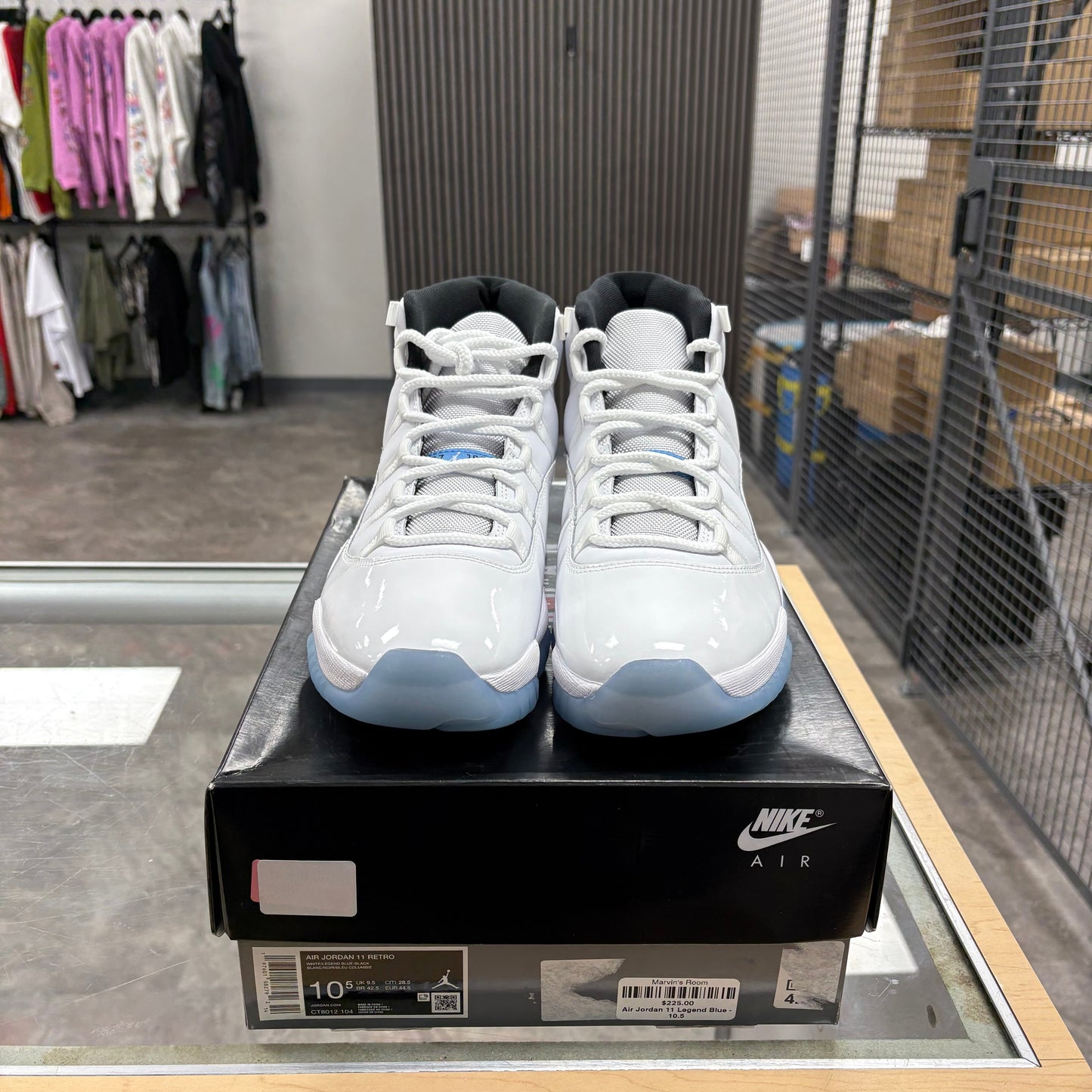 Jordan 11 Retro Legend Blue (2024)