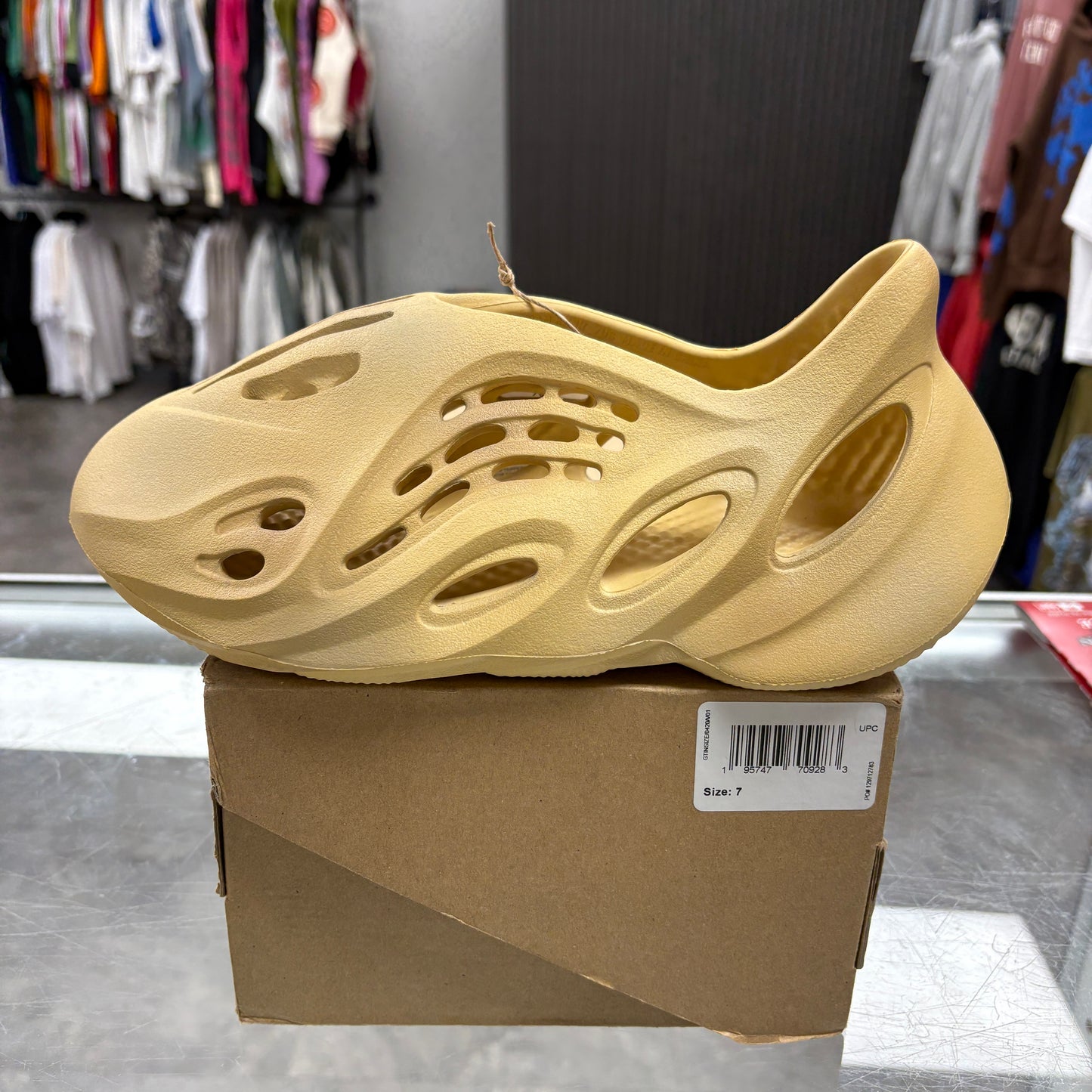 adidas Yeezy Foam RNNR Sand