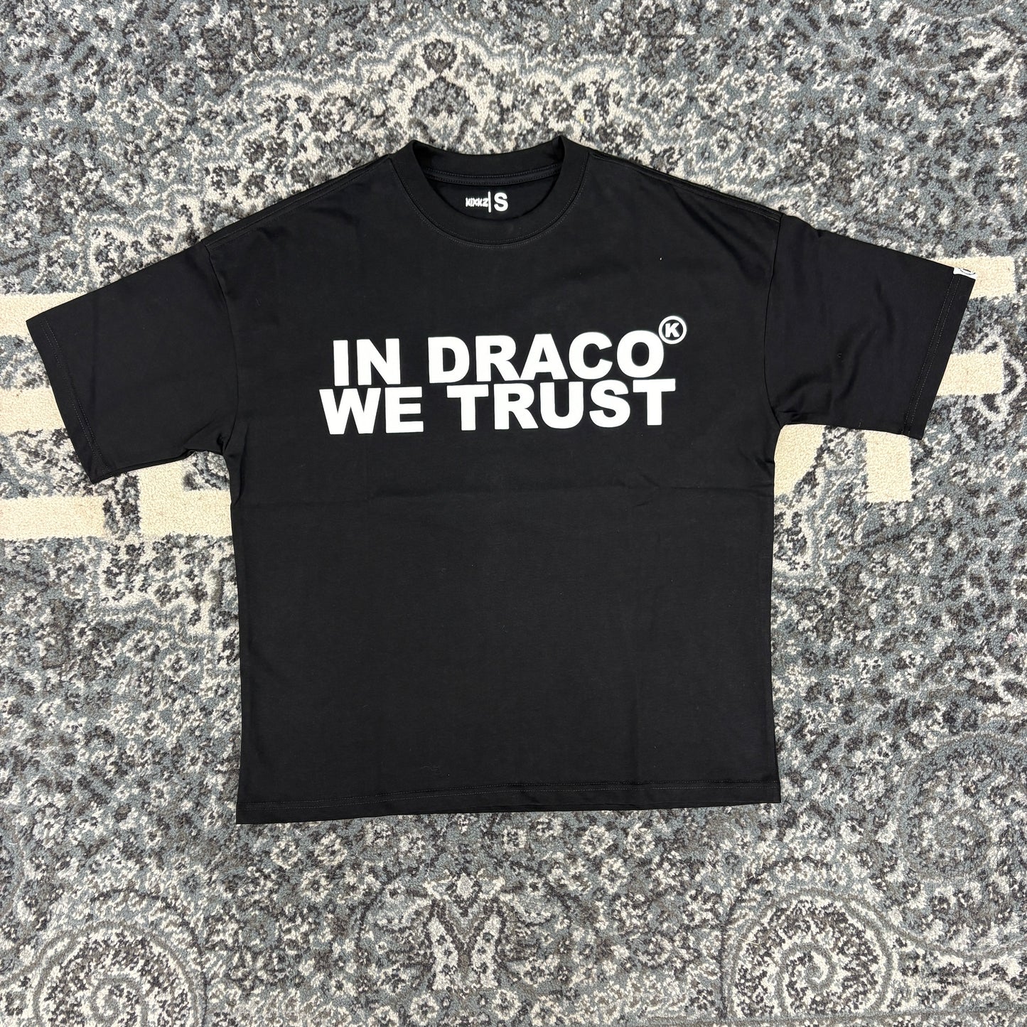 In Draco We Trust (Black White)