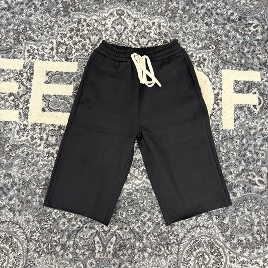 Weather Baggy 3/4 Shorts (Faded Black)