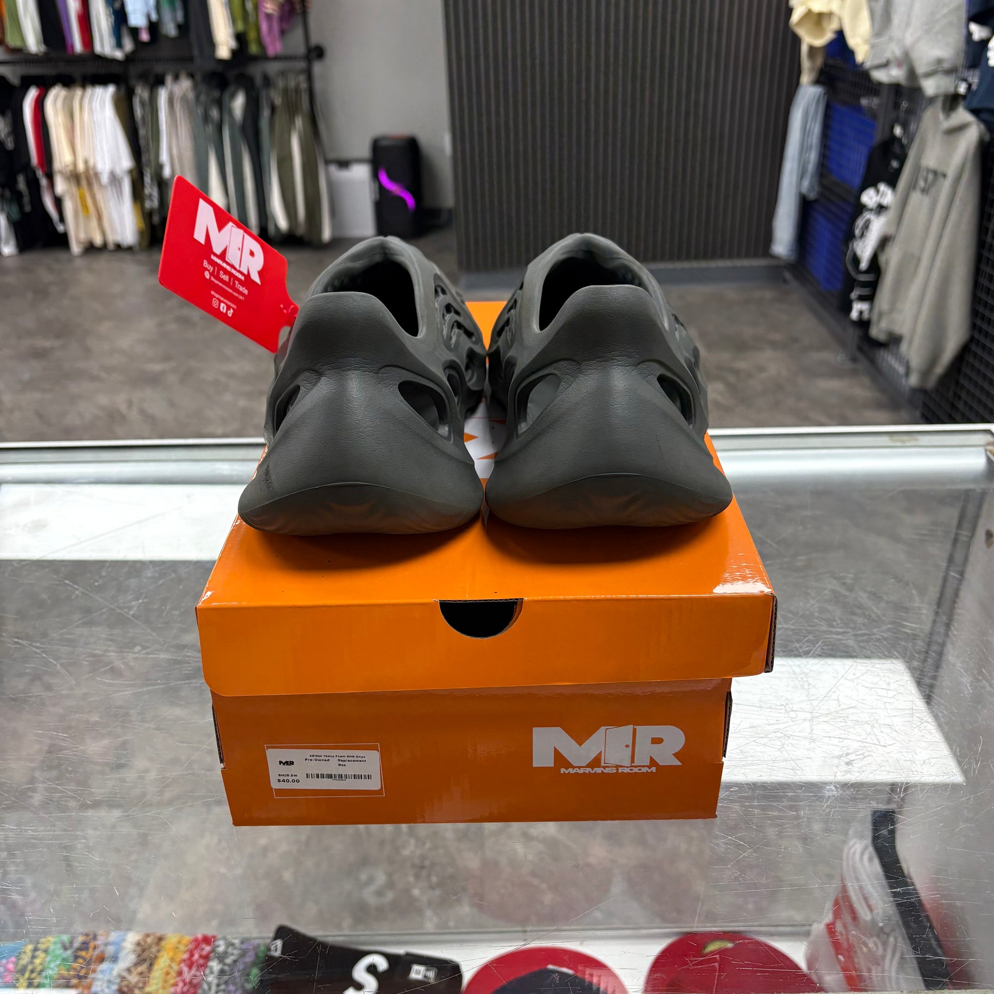 adidas Yeezy Foam RNR Onyx