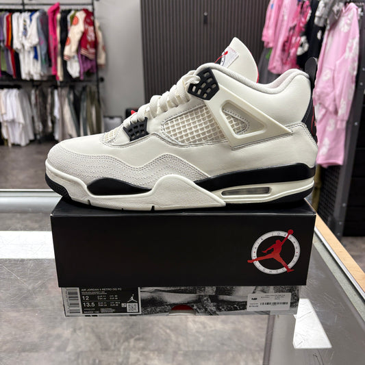 Jordan 4 Retro OG Flight Club