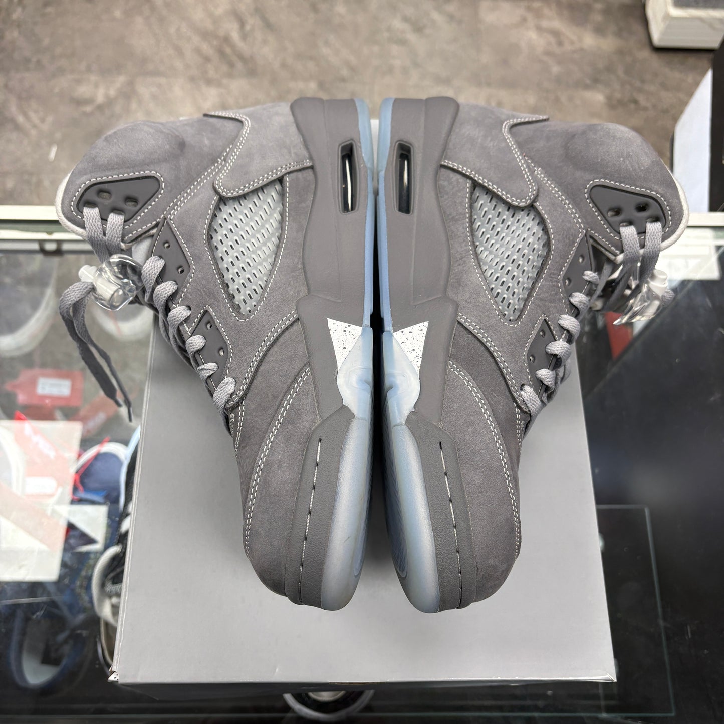 Jordan 5 Retro Wolf Grey (2026)