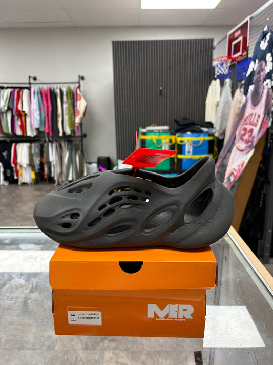 adidas Yeezy Foam RNR Onyx