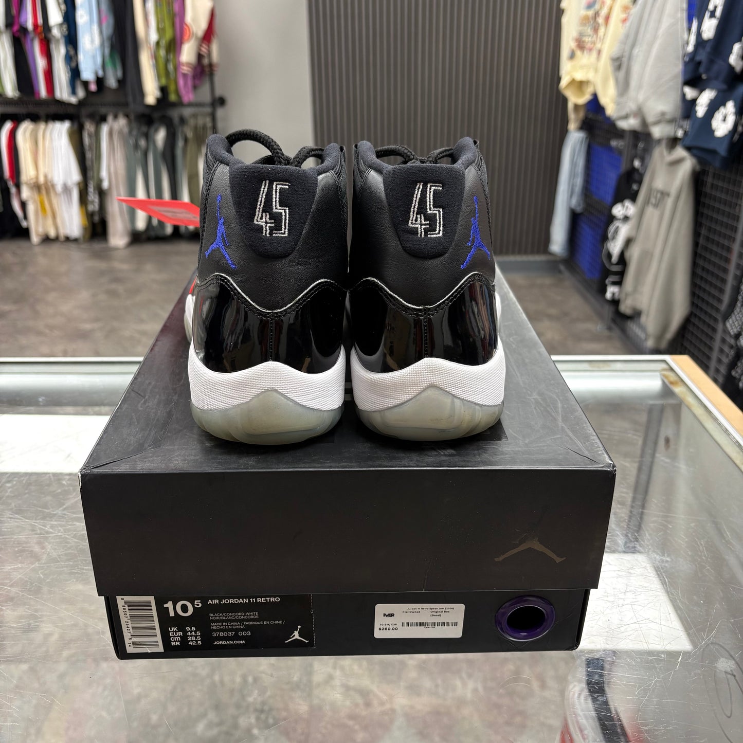 Jordan 11 Retro Space Jam (2016)