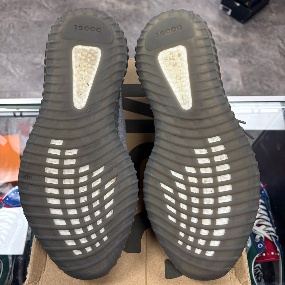 adidas Yeezy Boost 350 V2 Steel Grey