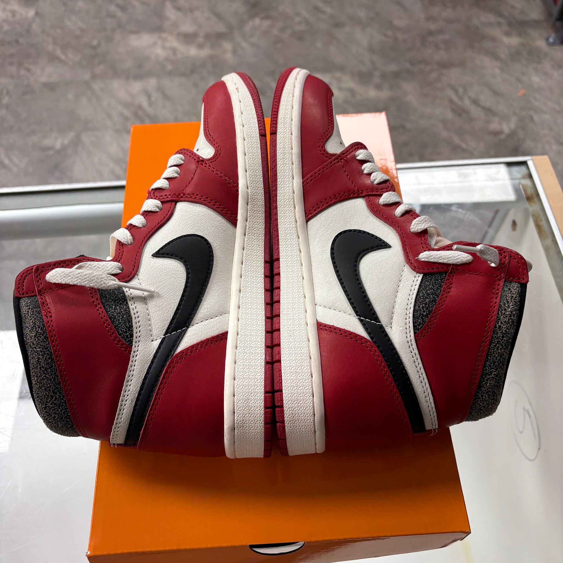 Jordan 1 Retro High OG Chicago Lost and Found