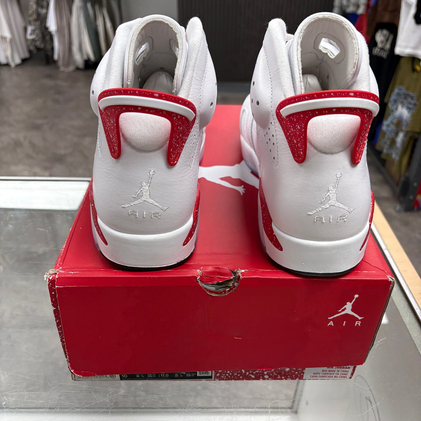Jordan 6 Retro Red Oreo
