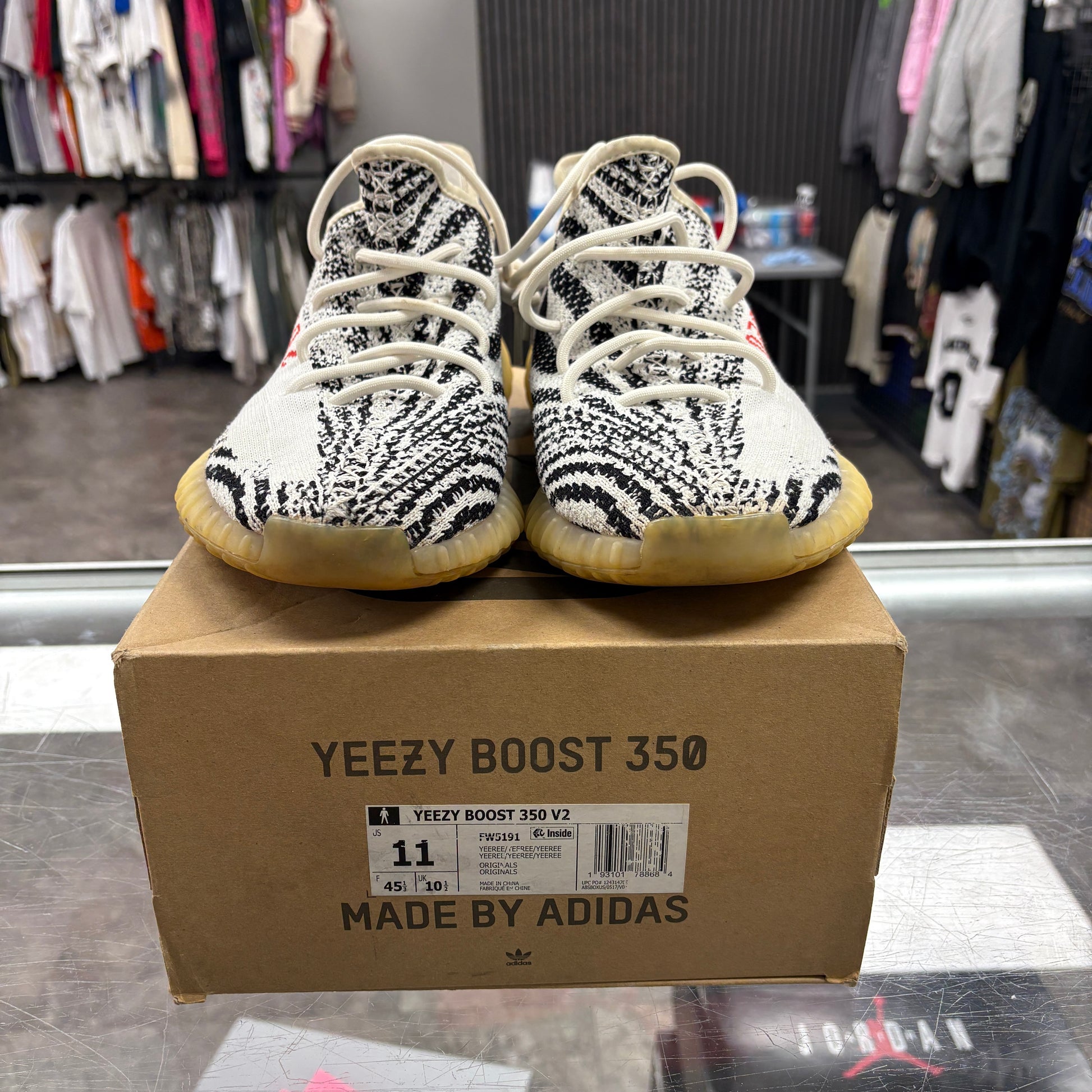 adidas Yeezy Boost 350 V2 Zebra