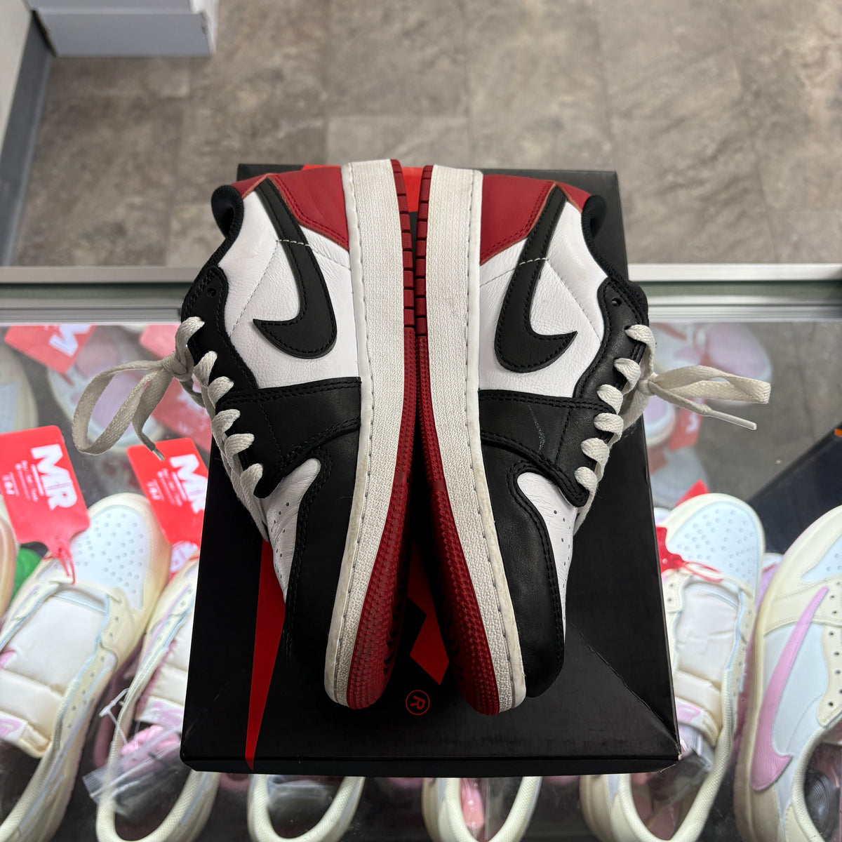 Jordan 1 Retro Low OG Black Toe (2023) (GS)