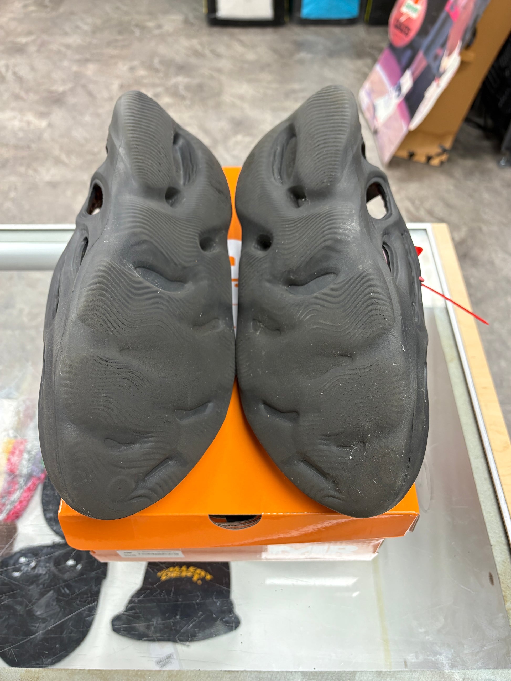 adidas Yeezy Foam RNR Onyx