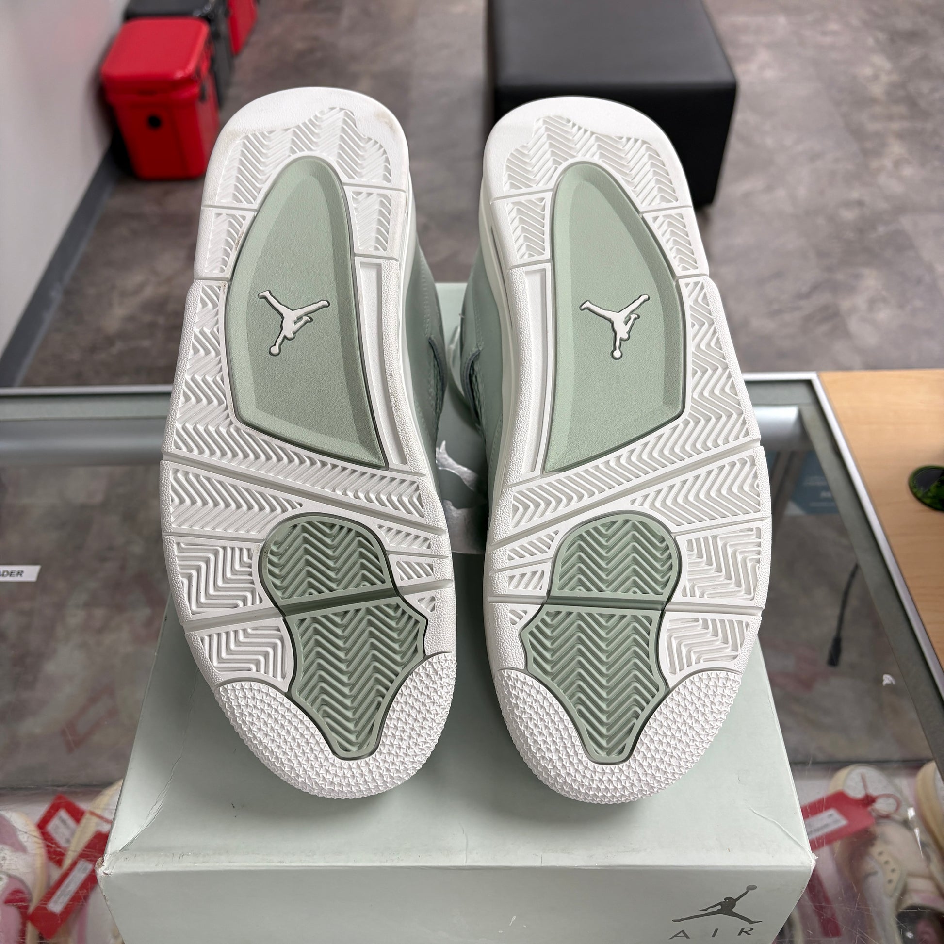 Jordan 4 Retro Seafoam Sail