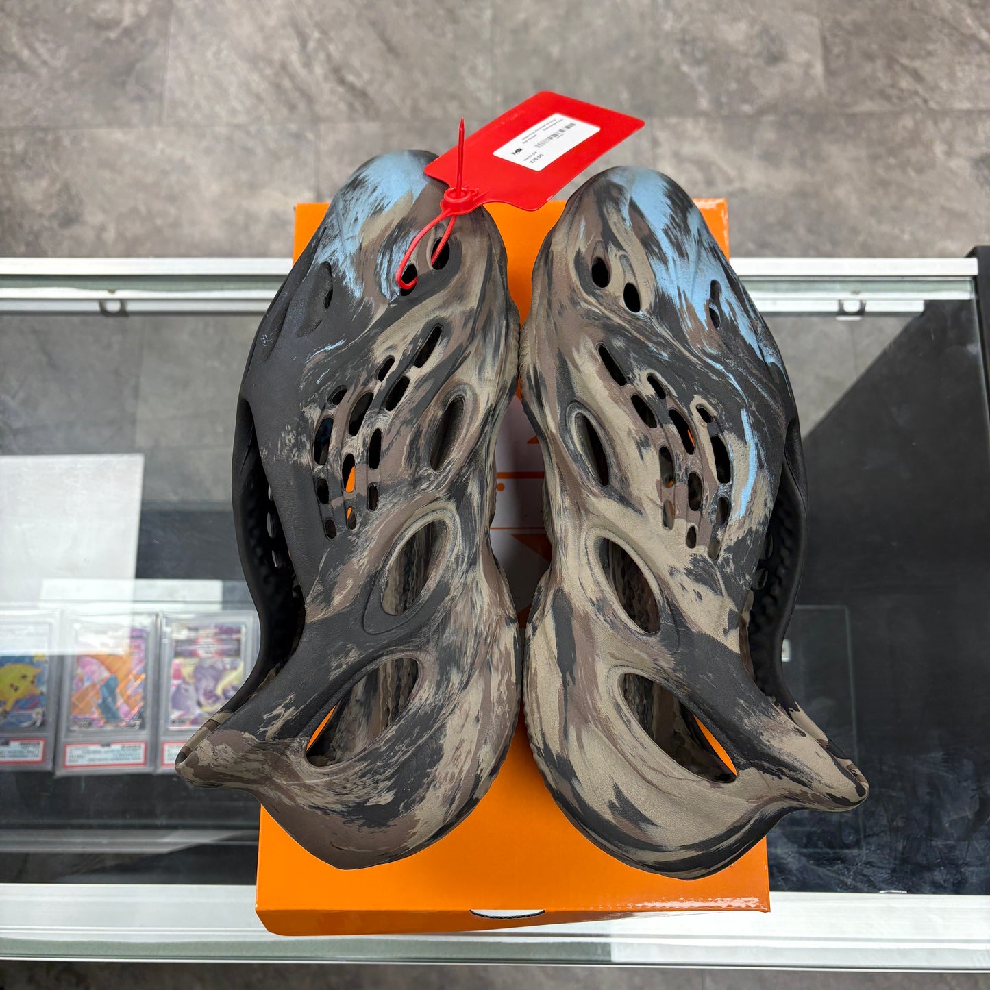 adidas Yeezy Foam RNR MX Cinder
