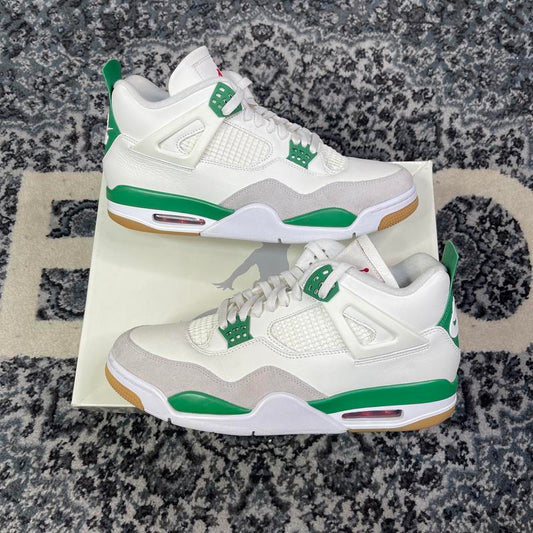 Jordan 4 Retro SB Pine Green