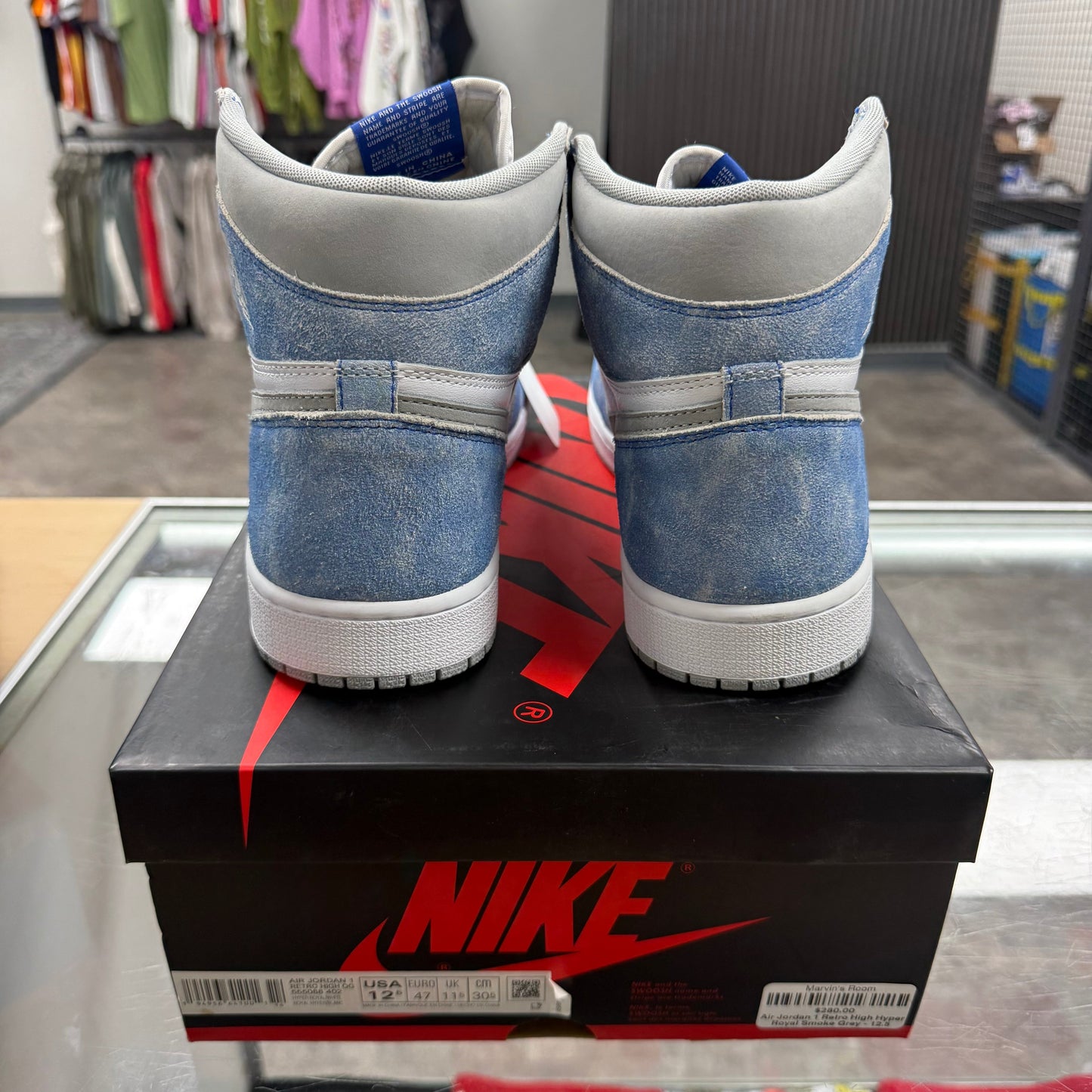 Air Jordan 1 Retro High Hyper Royal Smoke Grey