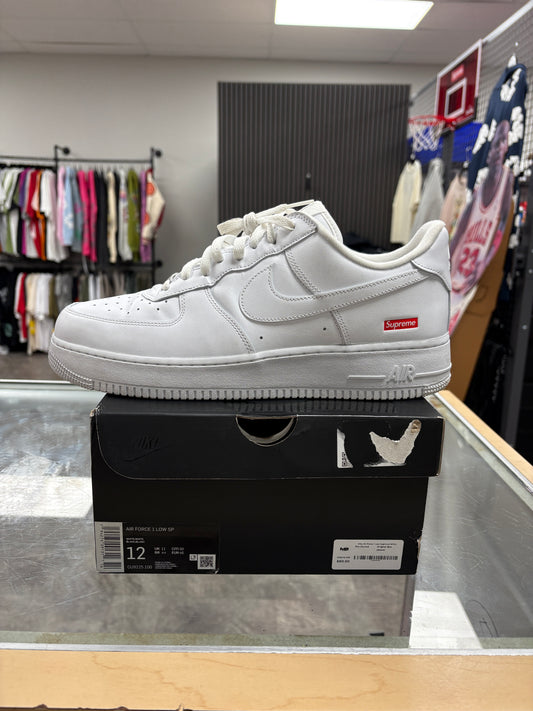 Nike Air Force 1 Low Supreme White