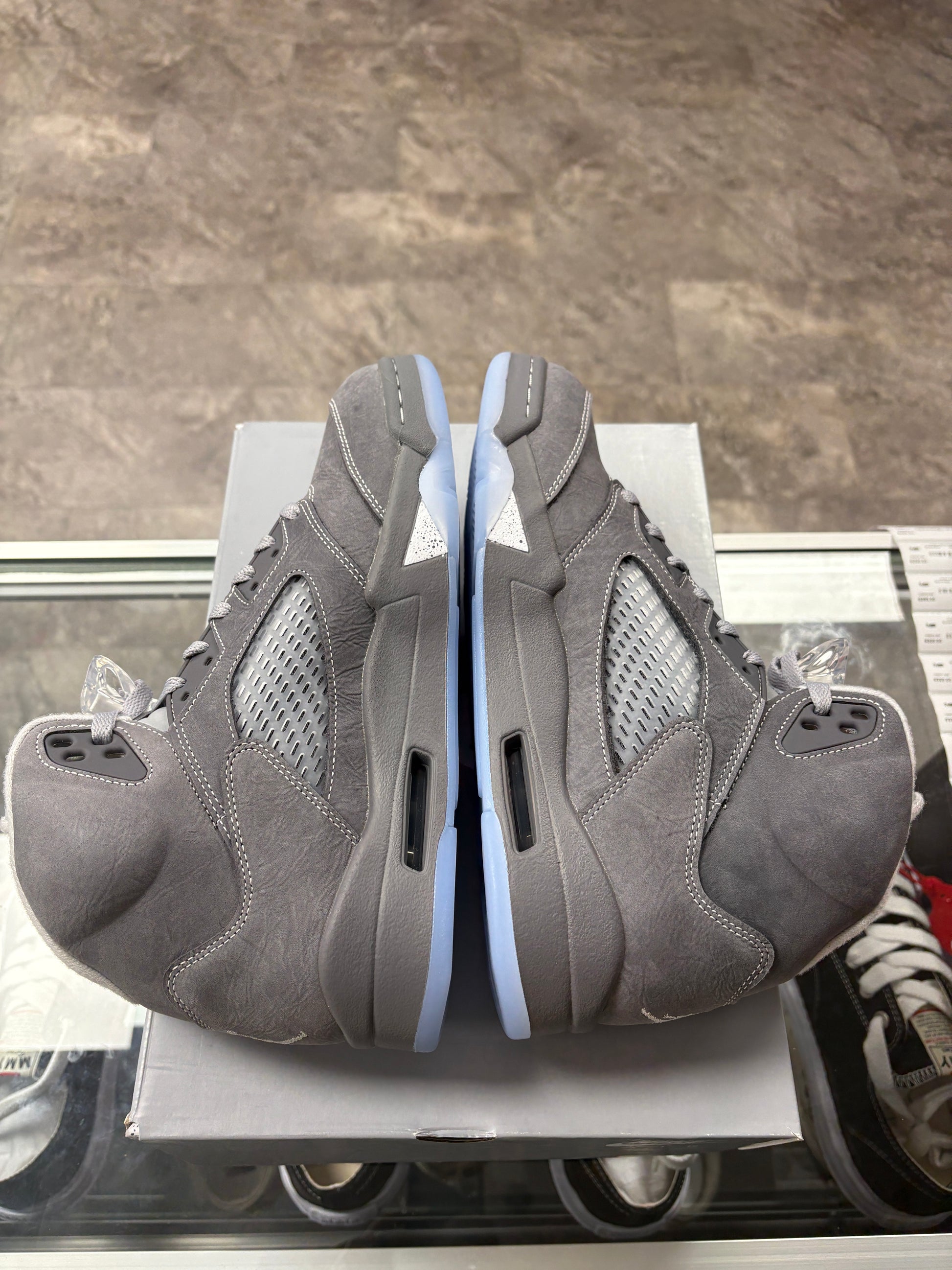 Jordan 5 Retro Wolf Grey (2026)