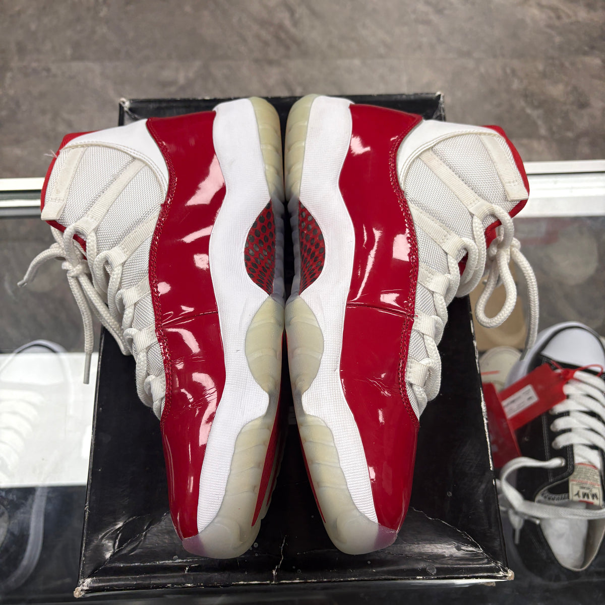 Jordan 11 Retro Cherry (2022)