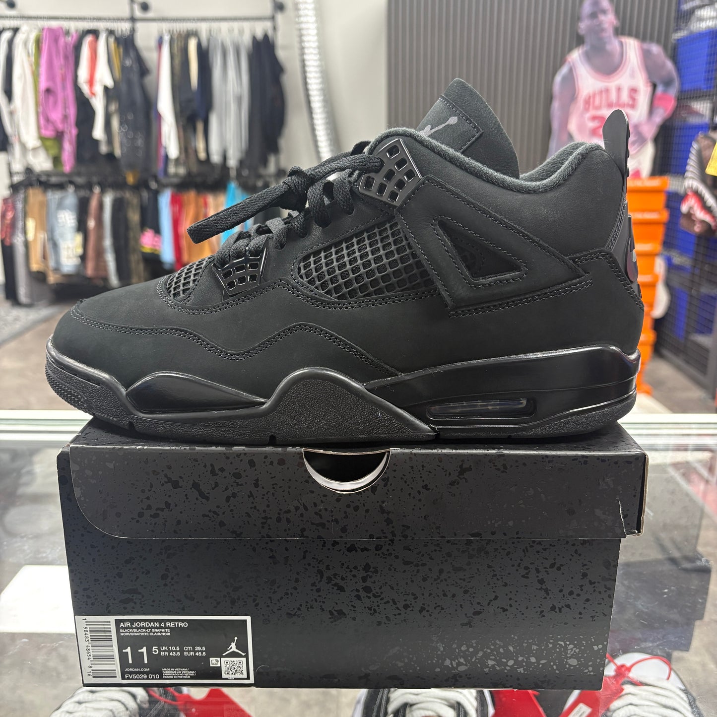 Jordan 4 Retro Black Cat (2025)