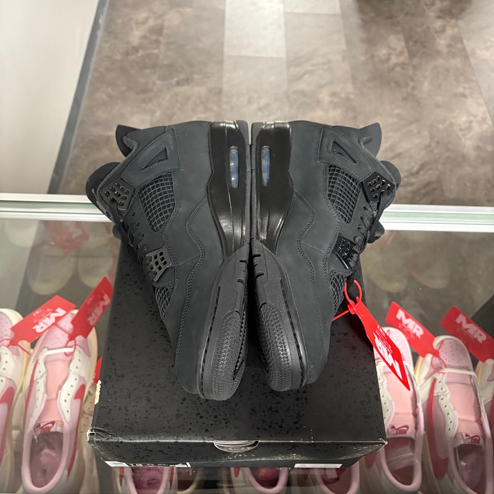 Jordan 4 Retro Black Cat (2025)