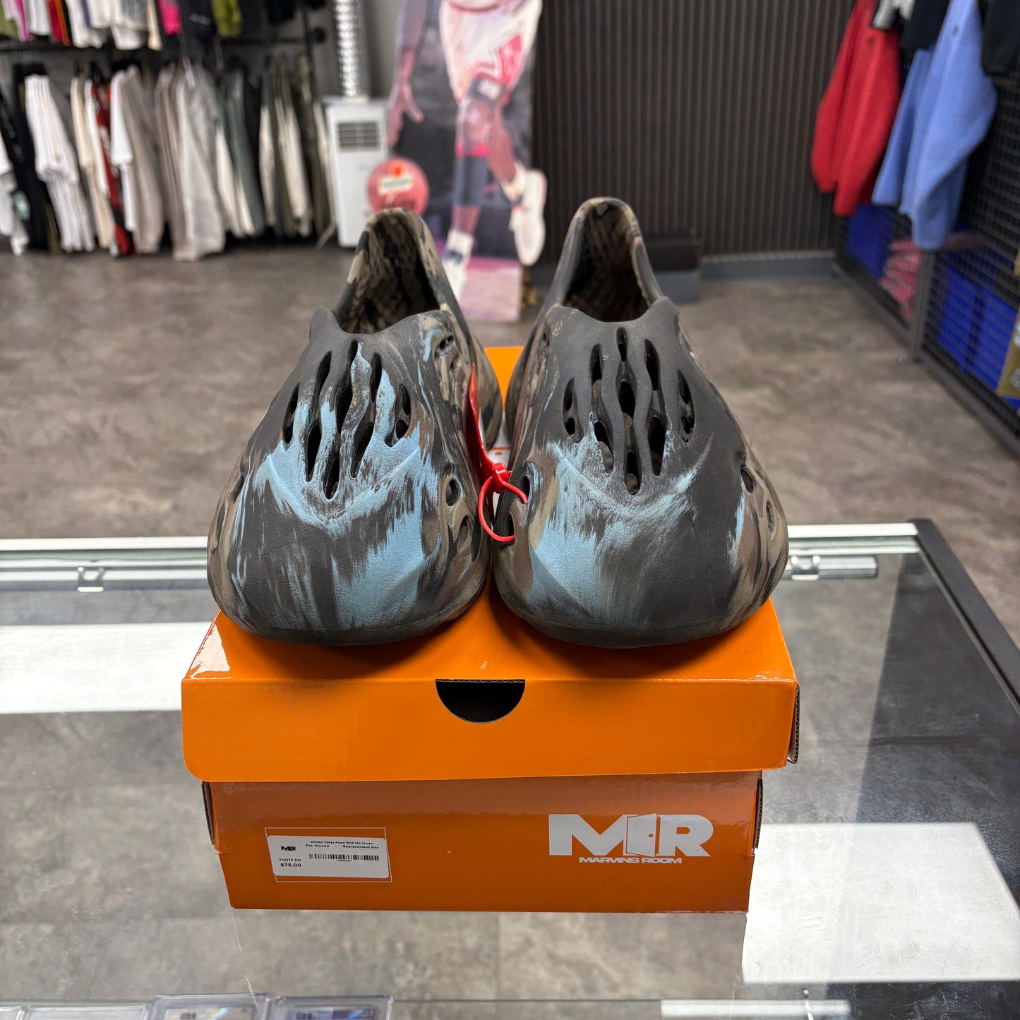 adidas Yeezy Foam RNR MX Cinder