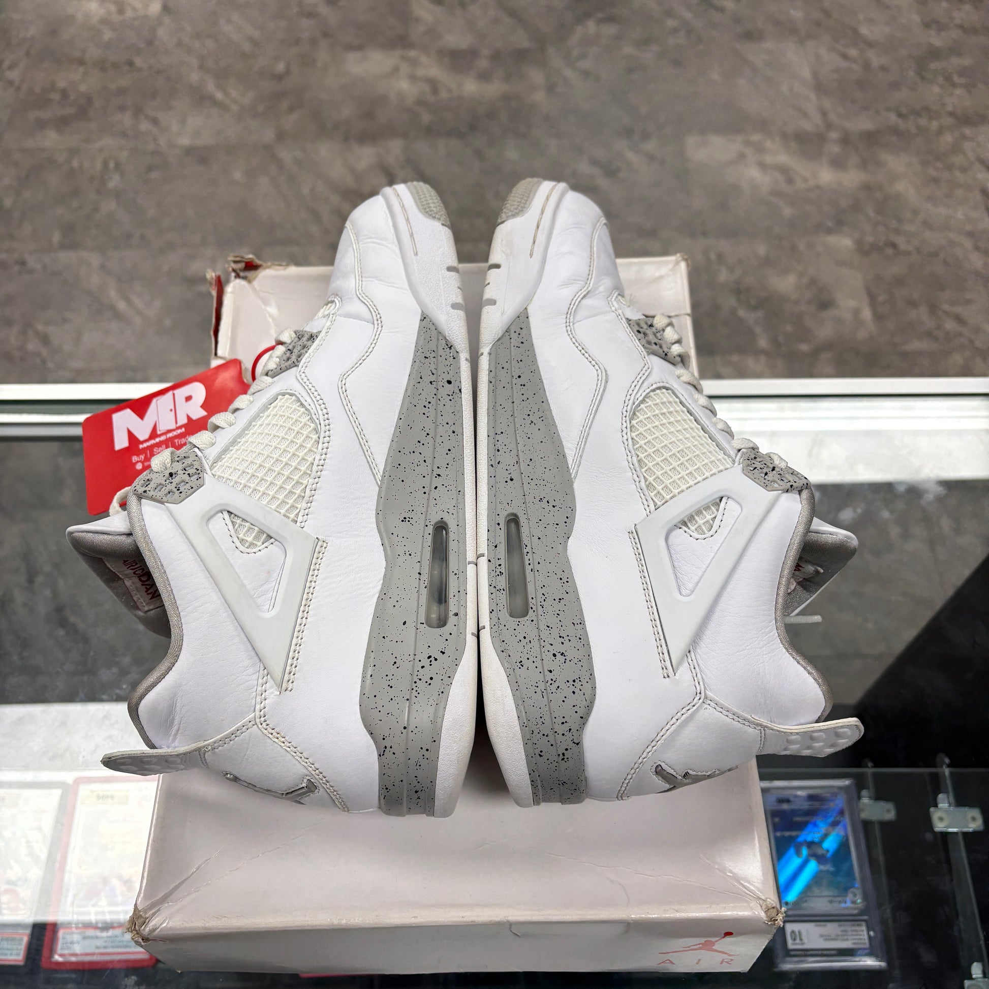 Jordan 4 Retro White Oreo (2021)