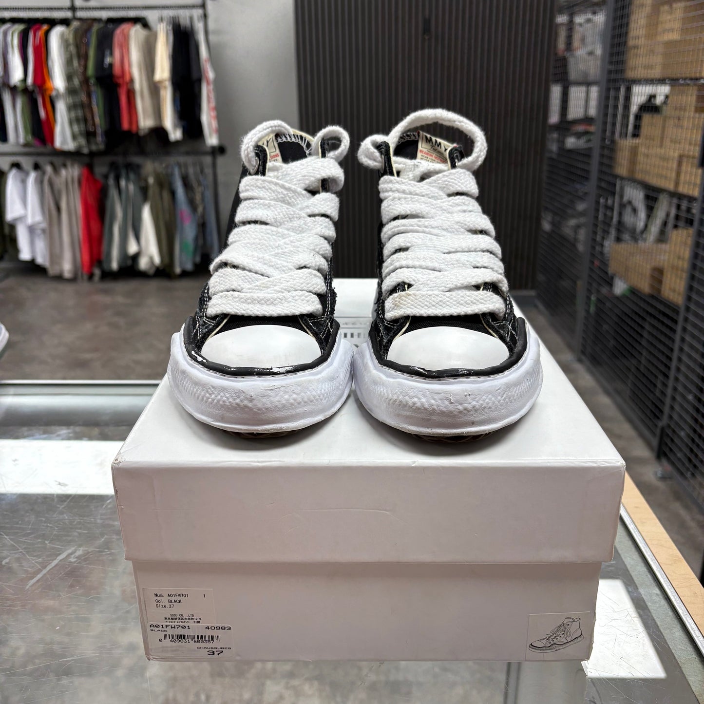 Maison Mihara Yasuhiro Canvas High (5)