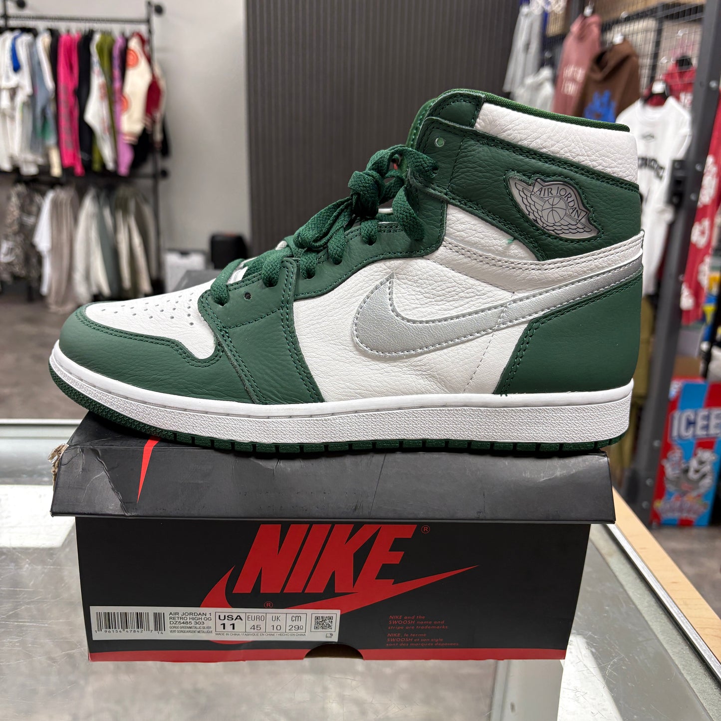 Jordan 1 Retro High OG Gorge Green