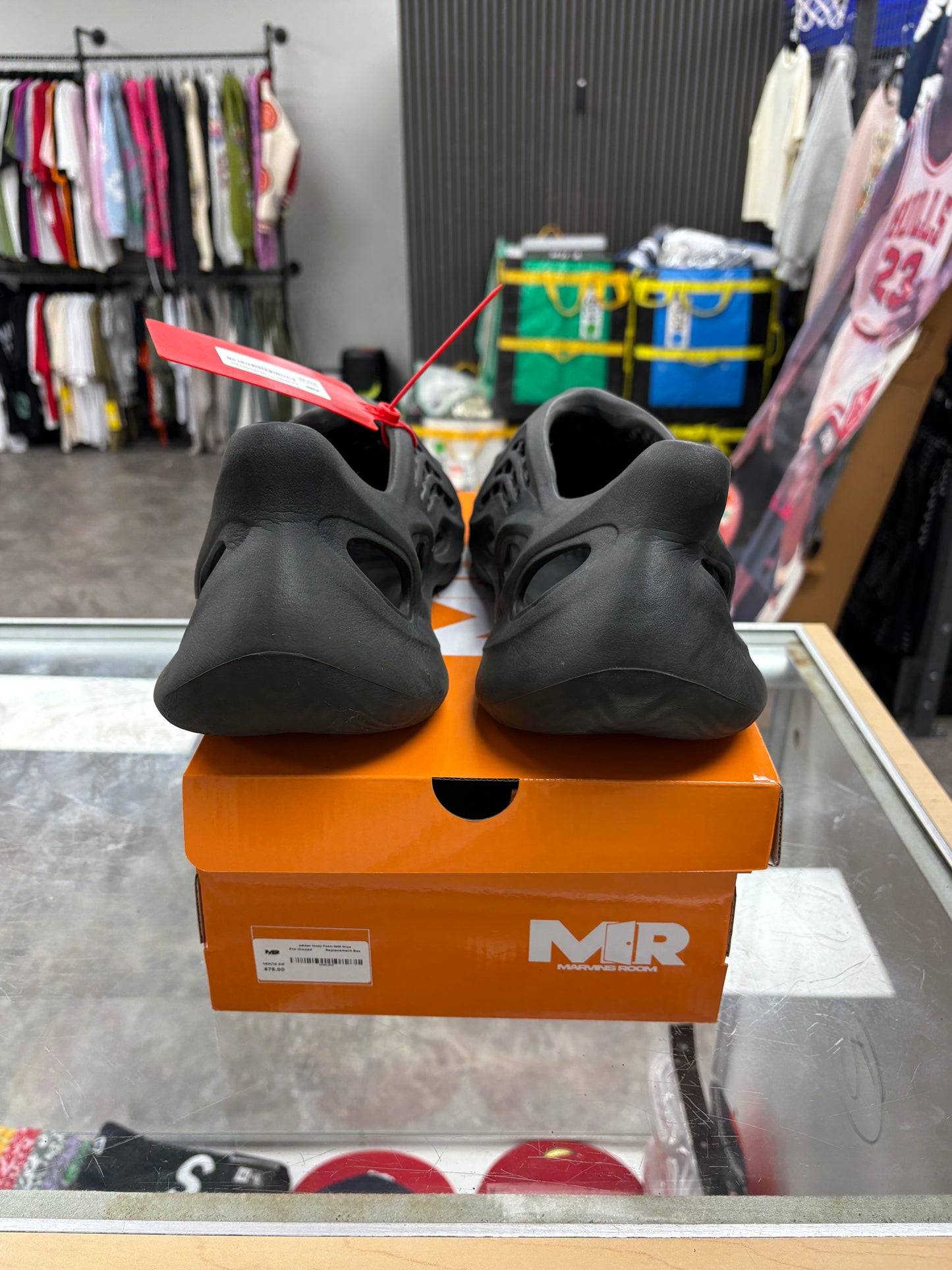 adidas Yeezy Foam RNR Onyx