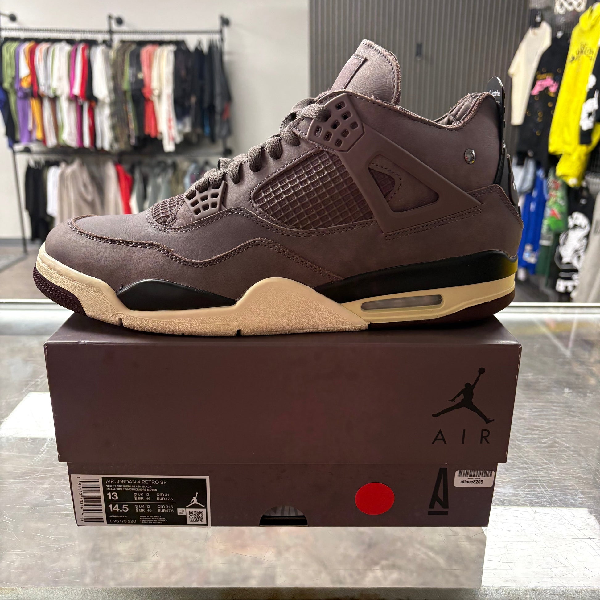Jordan 4 Retro SP A Ma Maniére Violet Ore