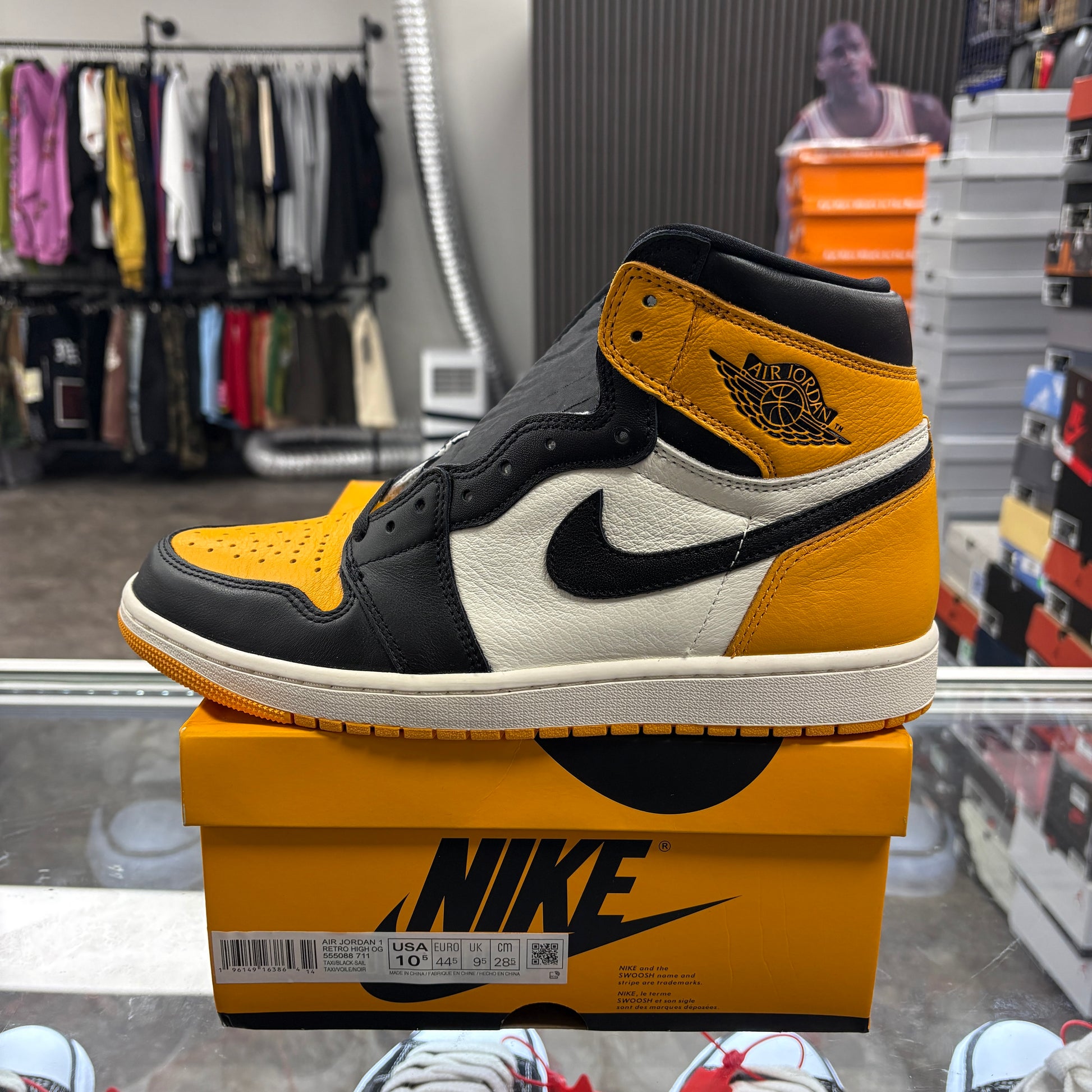 Jordan 1 Retro High OG Taxi