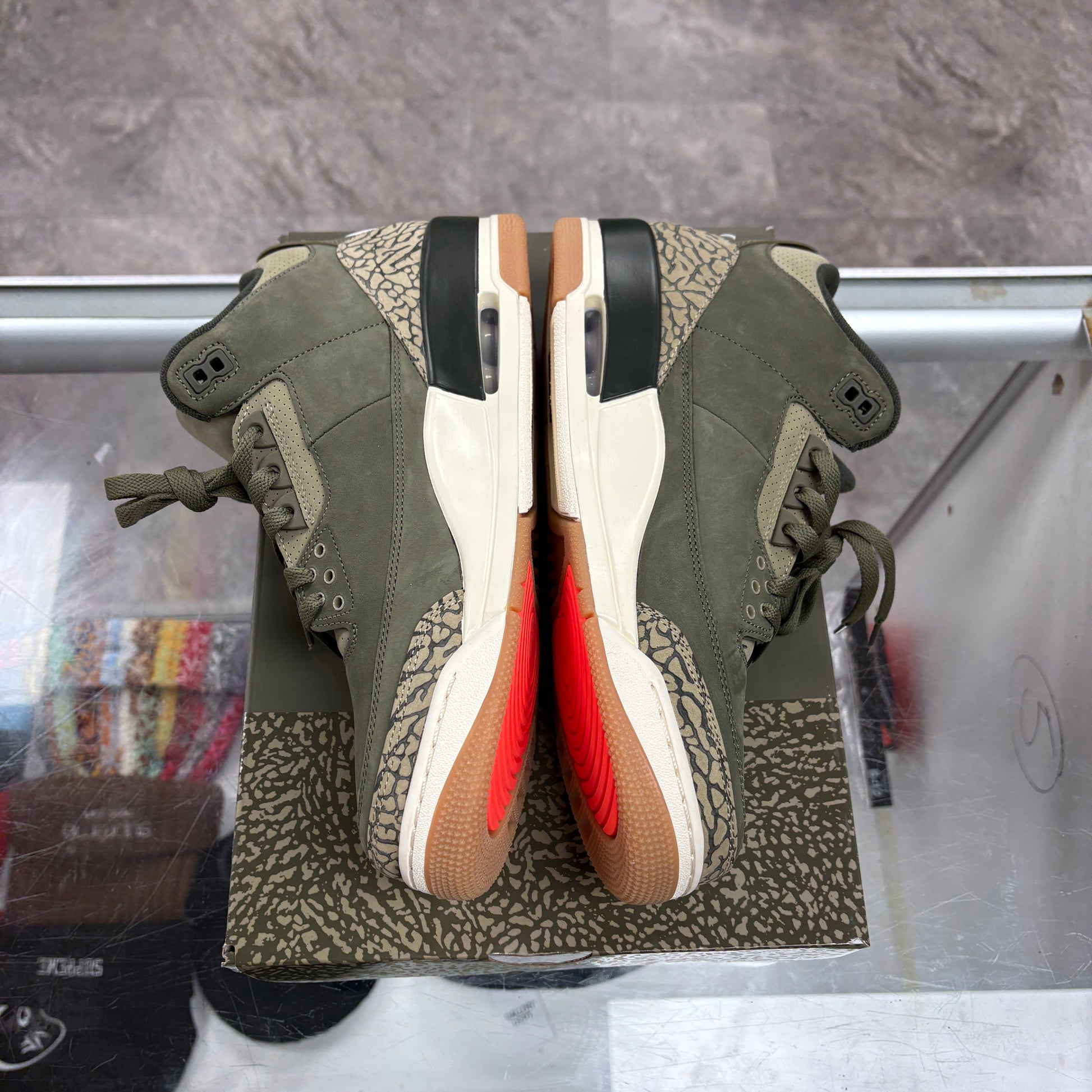 Jordan 3 Retro Family Affair