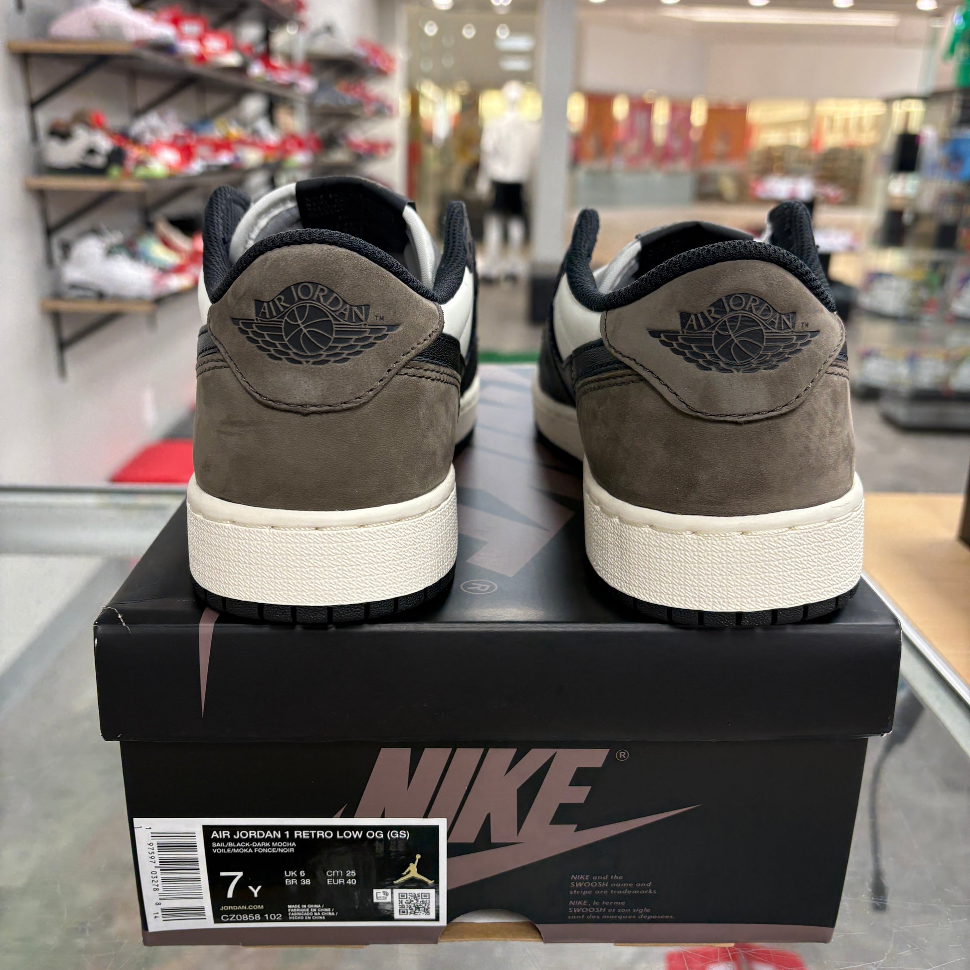 Jordan 1 Retro Low OG Mocha (GS)