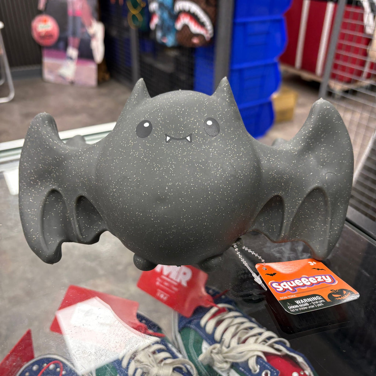 Toy Mendous Squishy Holloween Bat