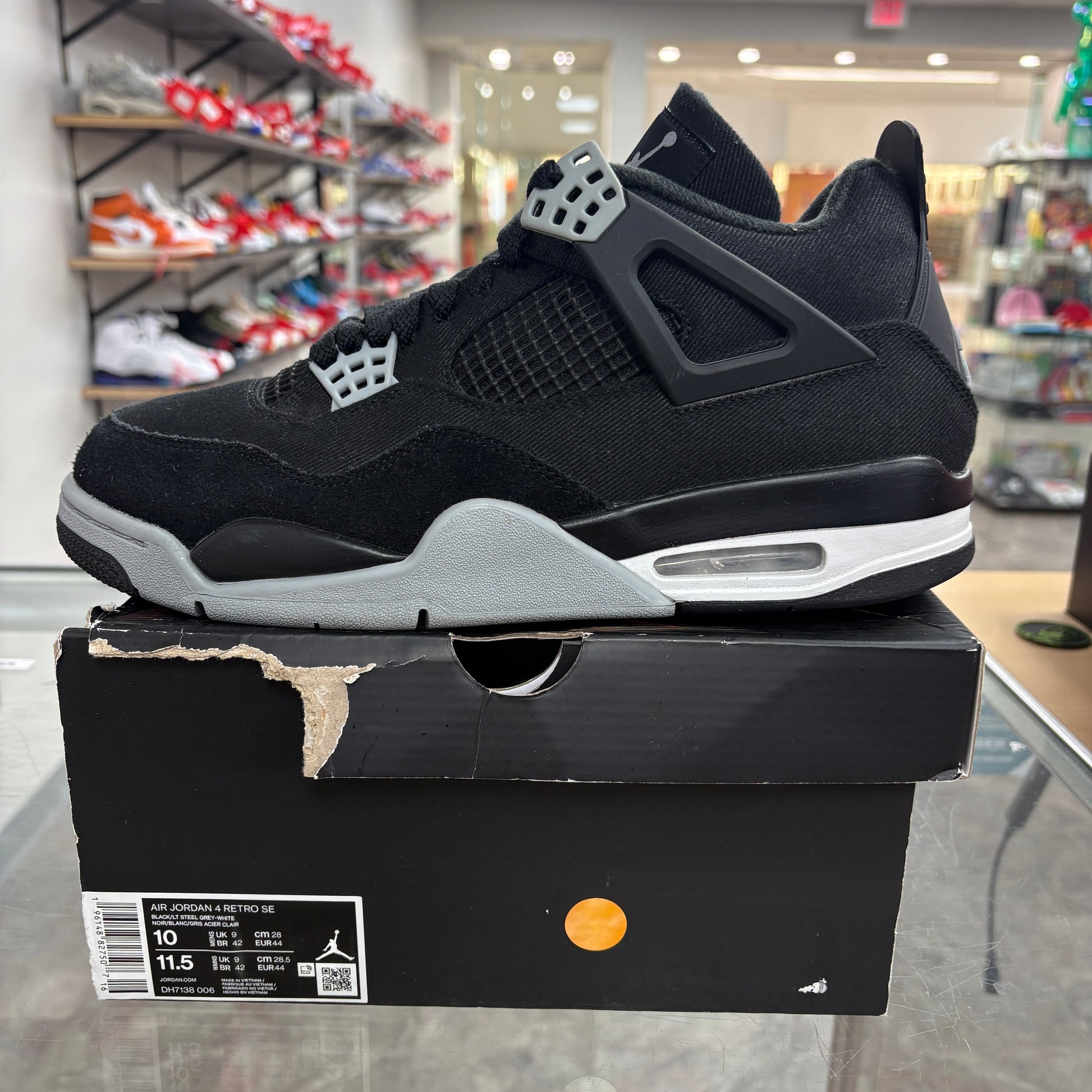 Jordan 4 Retro SE Black Canvas