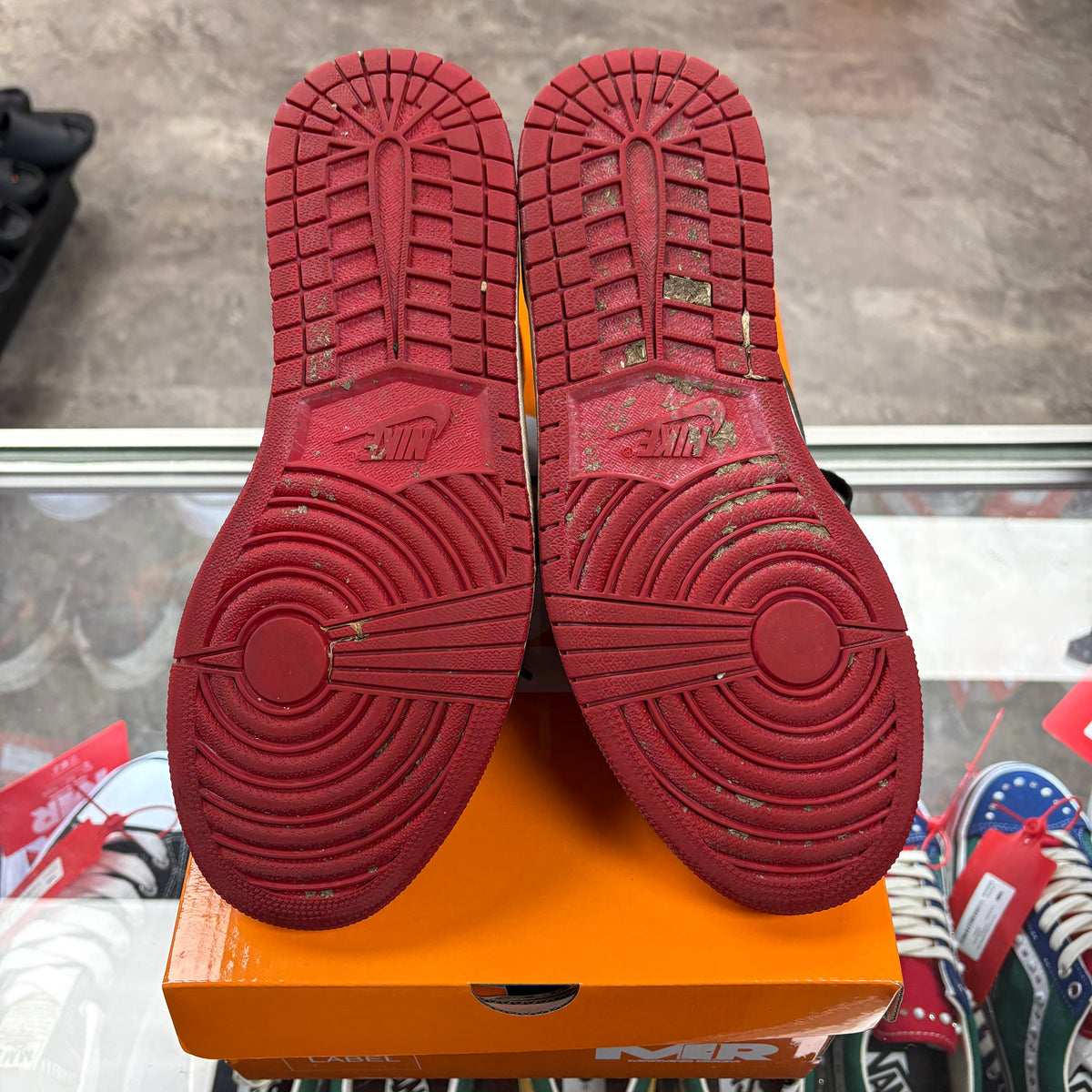 Jordan 1 Retro High OG Chicago Lost and Found